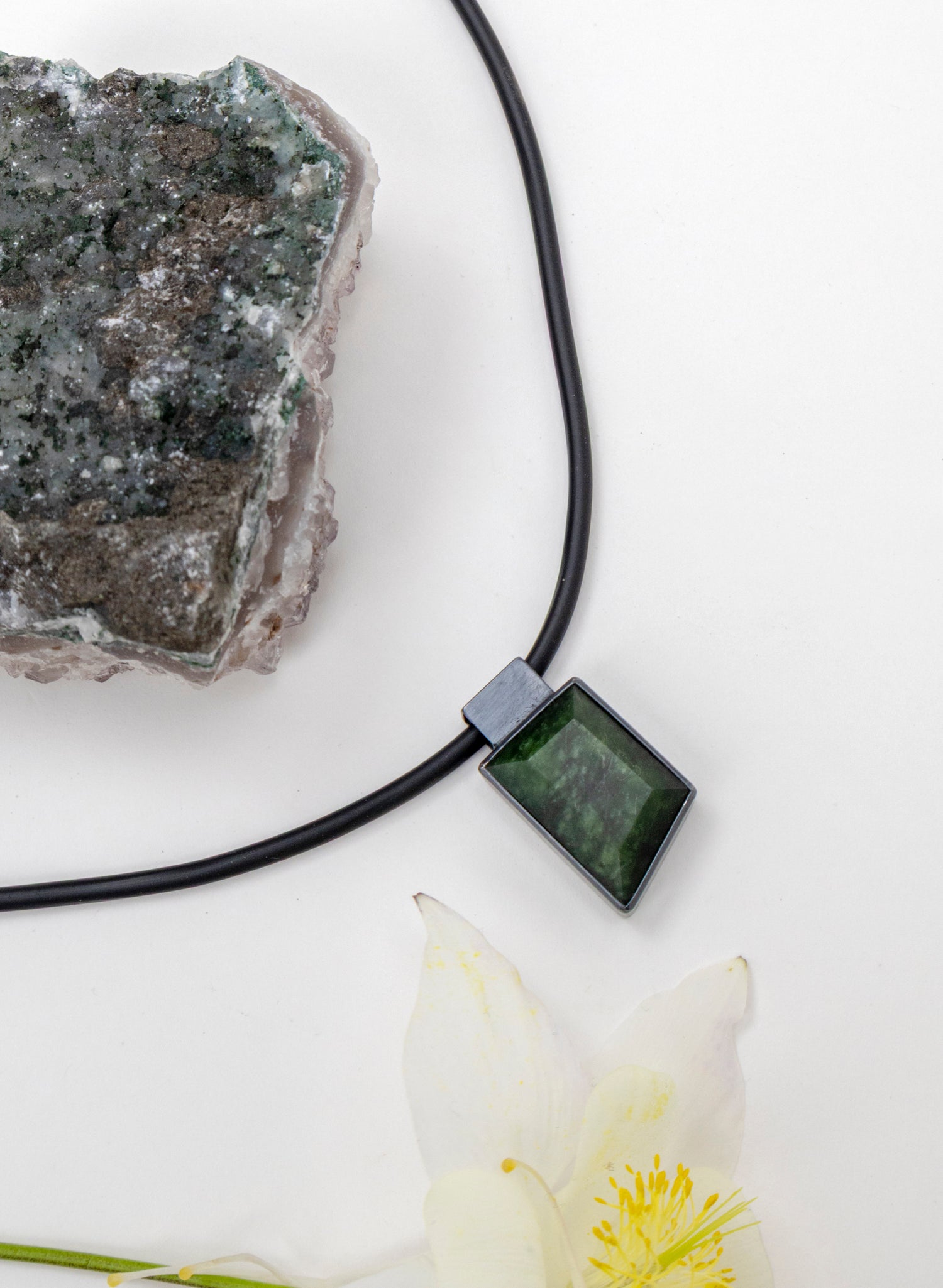 Geometric Pounamu Gem Pendant