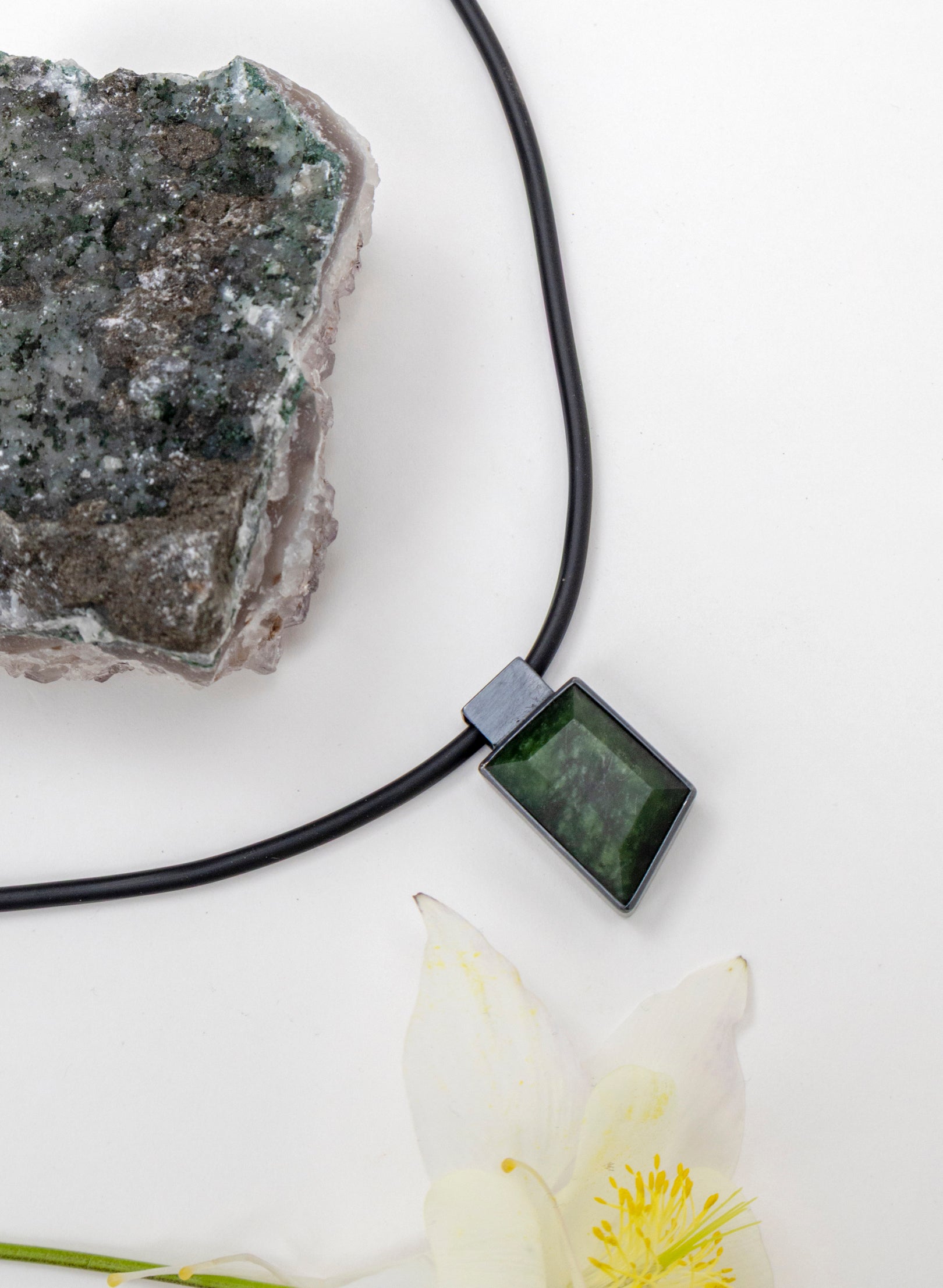 Geometric Pounamu Gem Pendant