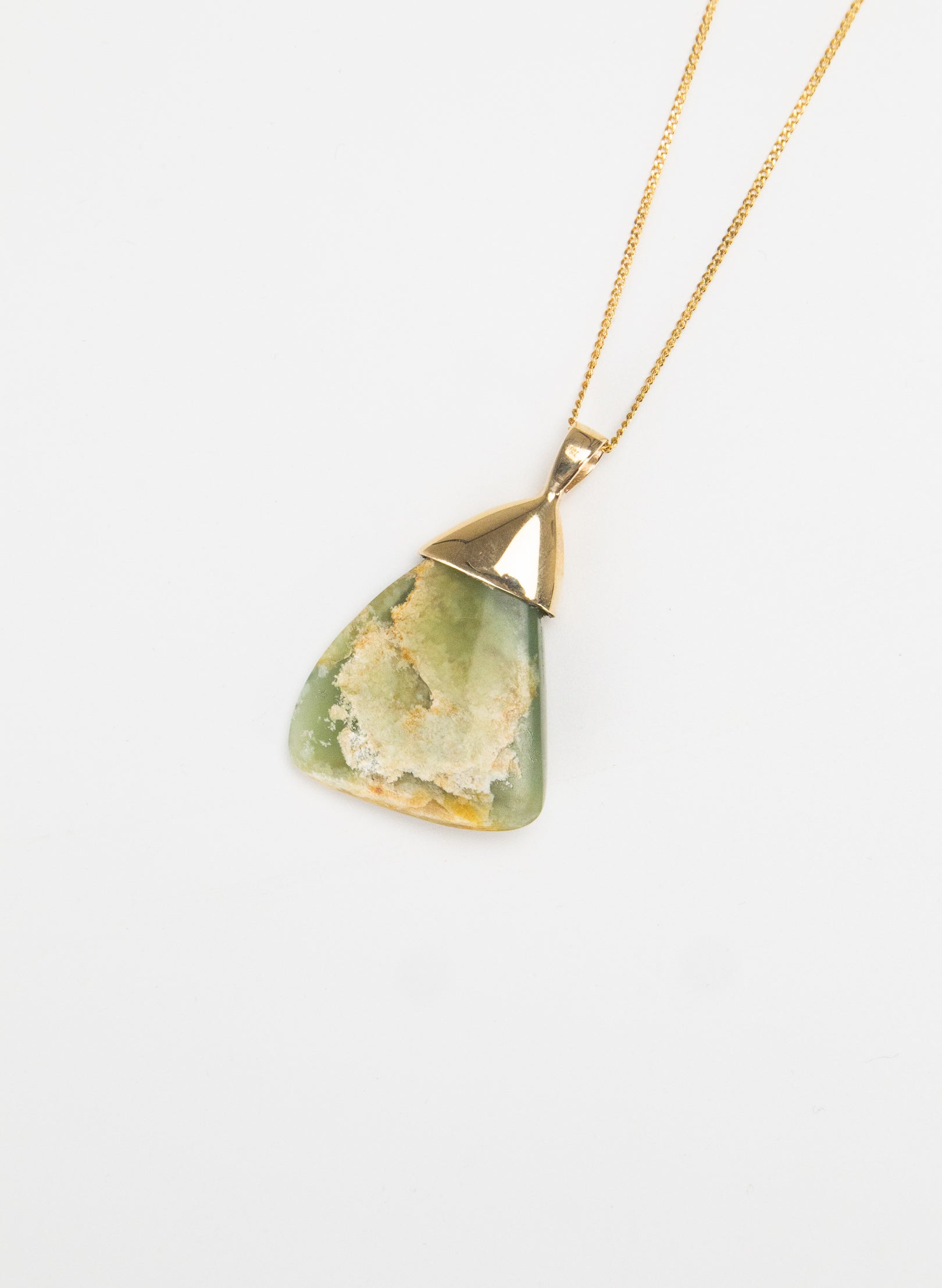 Flower Pounamu Necklace with Gold Clasp