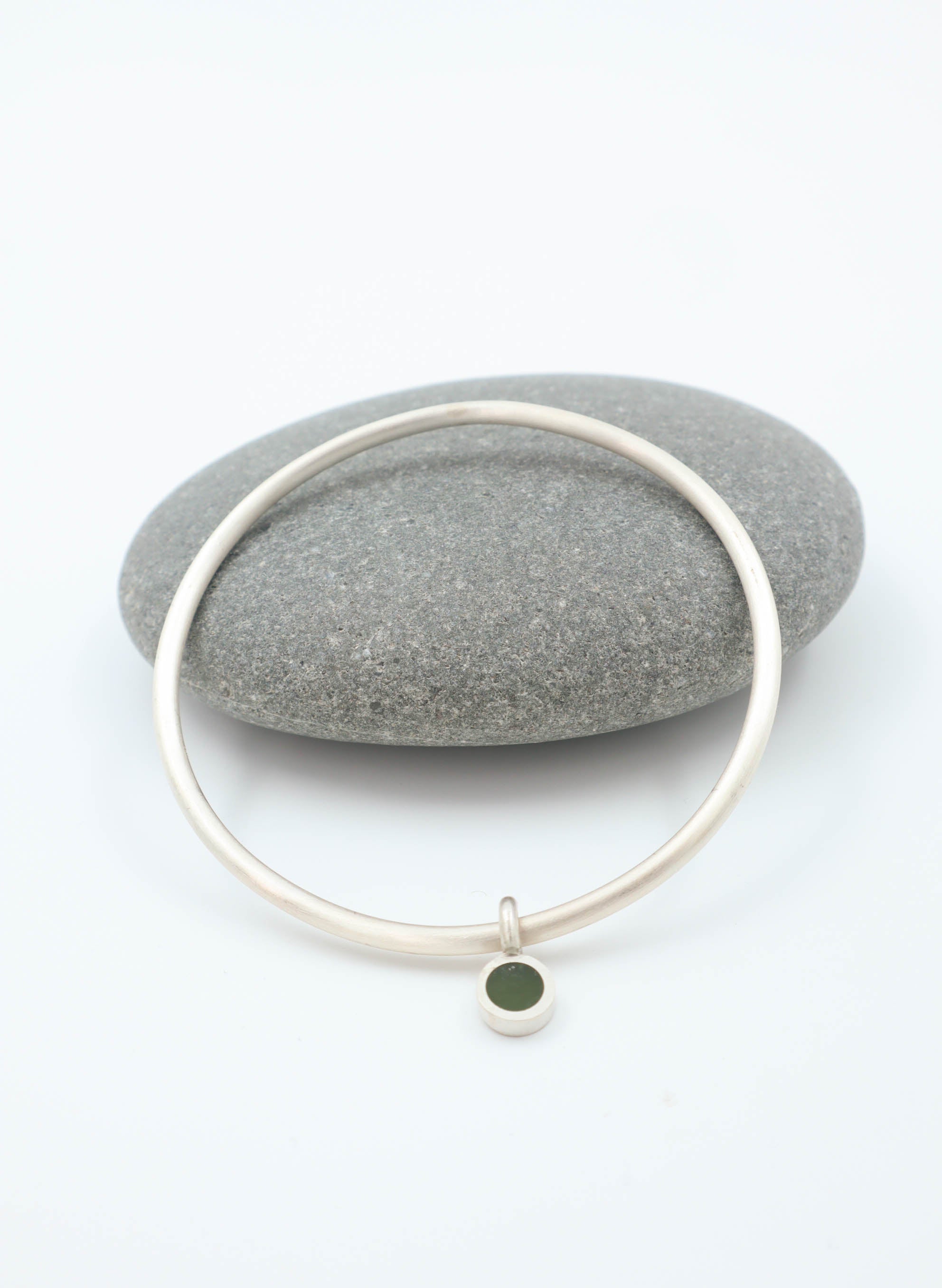 Caim Bangle 3 - Pounamu