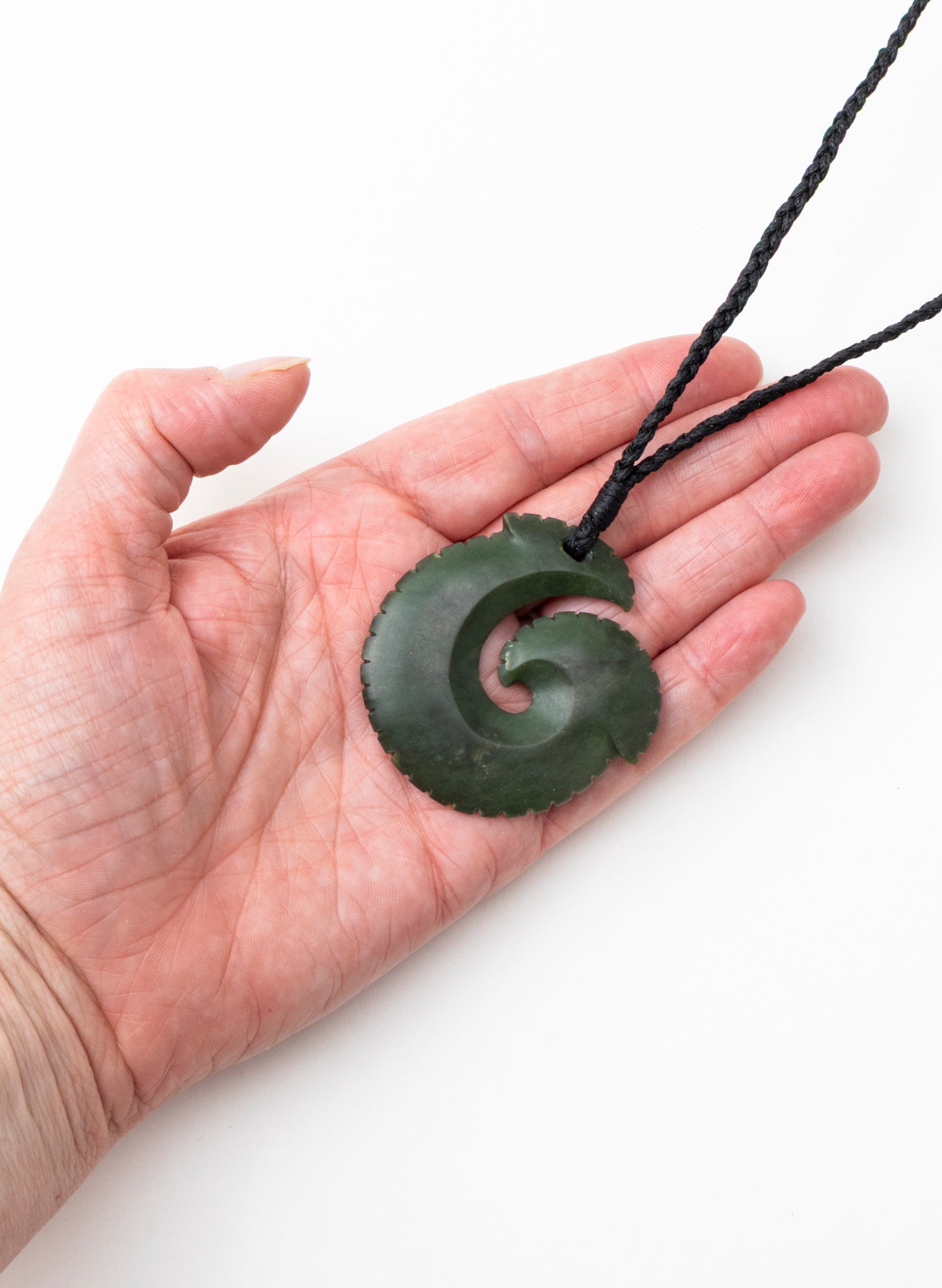 Pounamu Circle Matau