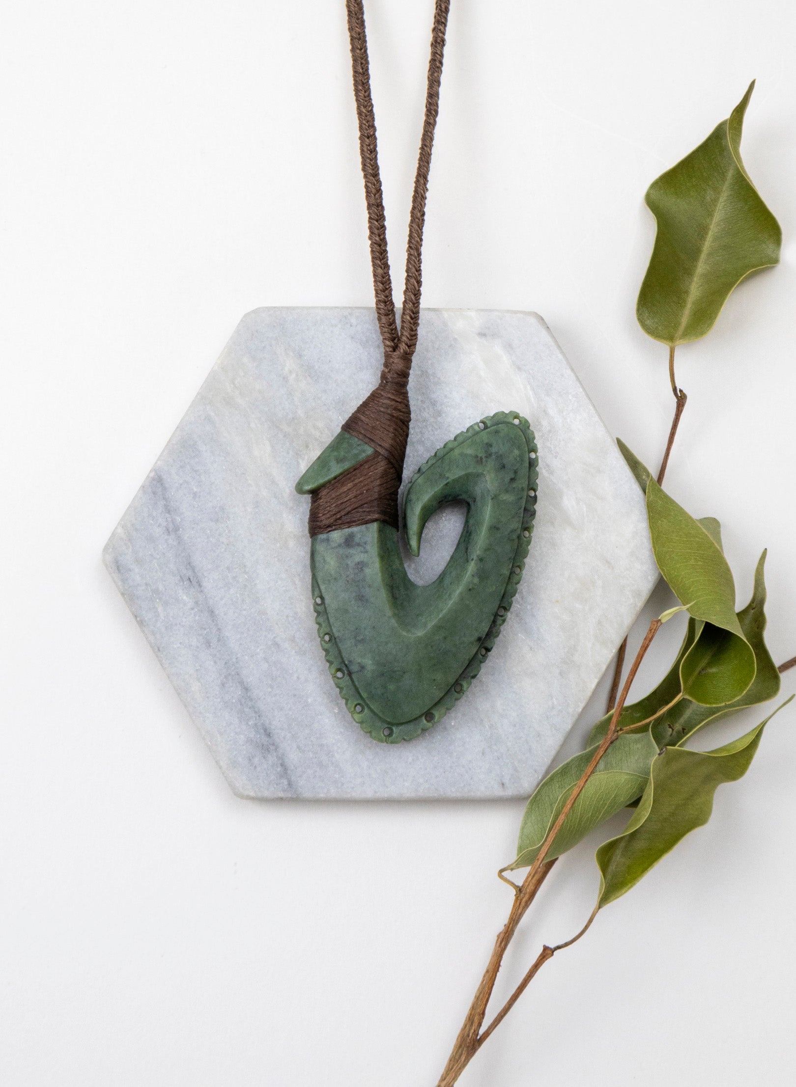Notched Pounamu Hei Matau