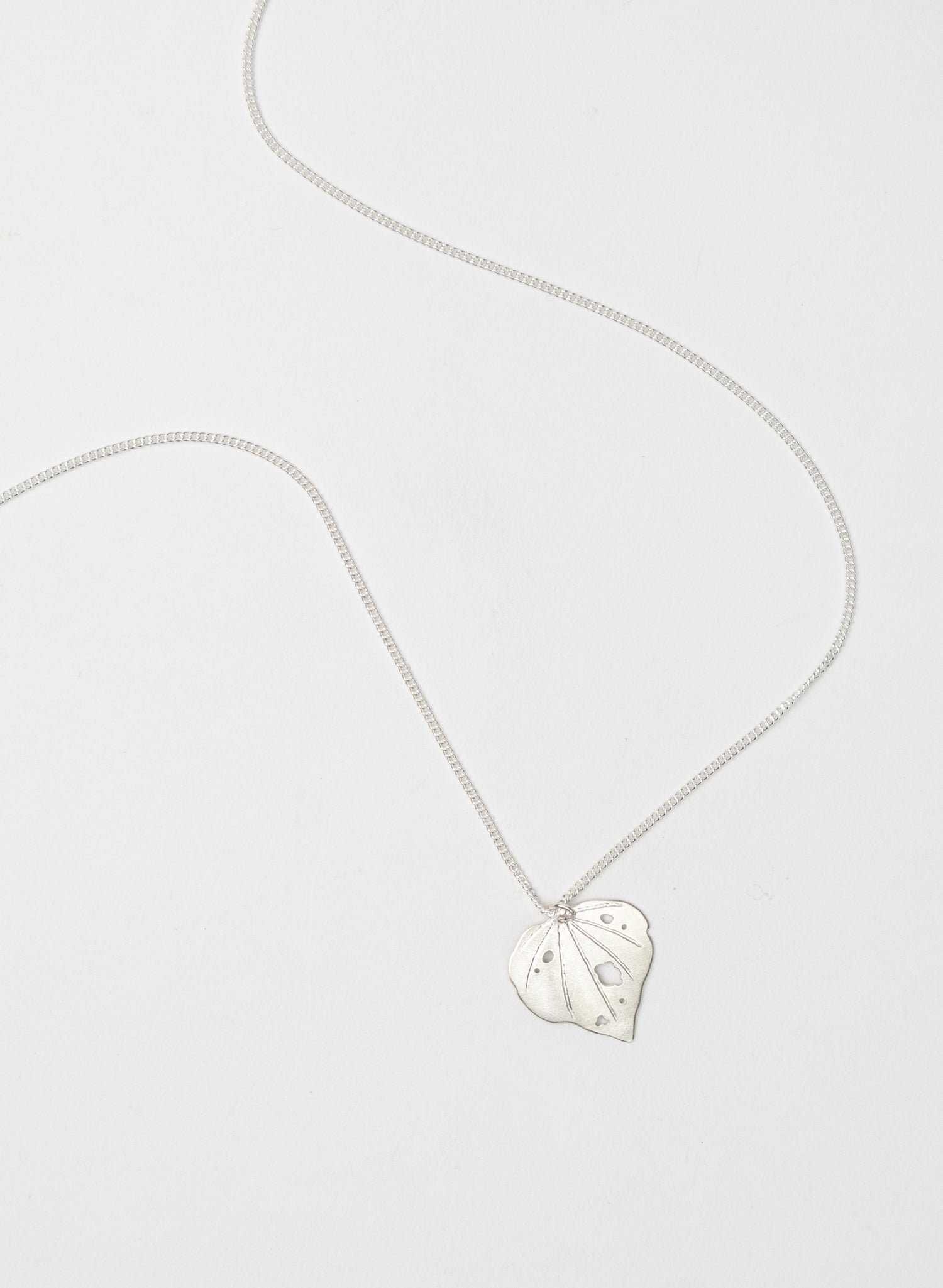 Kawakawa Medium Pendant