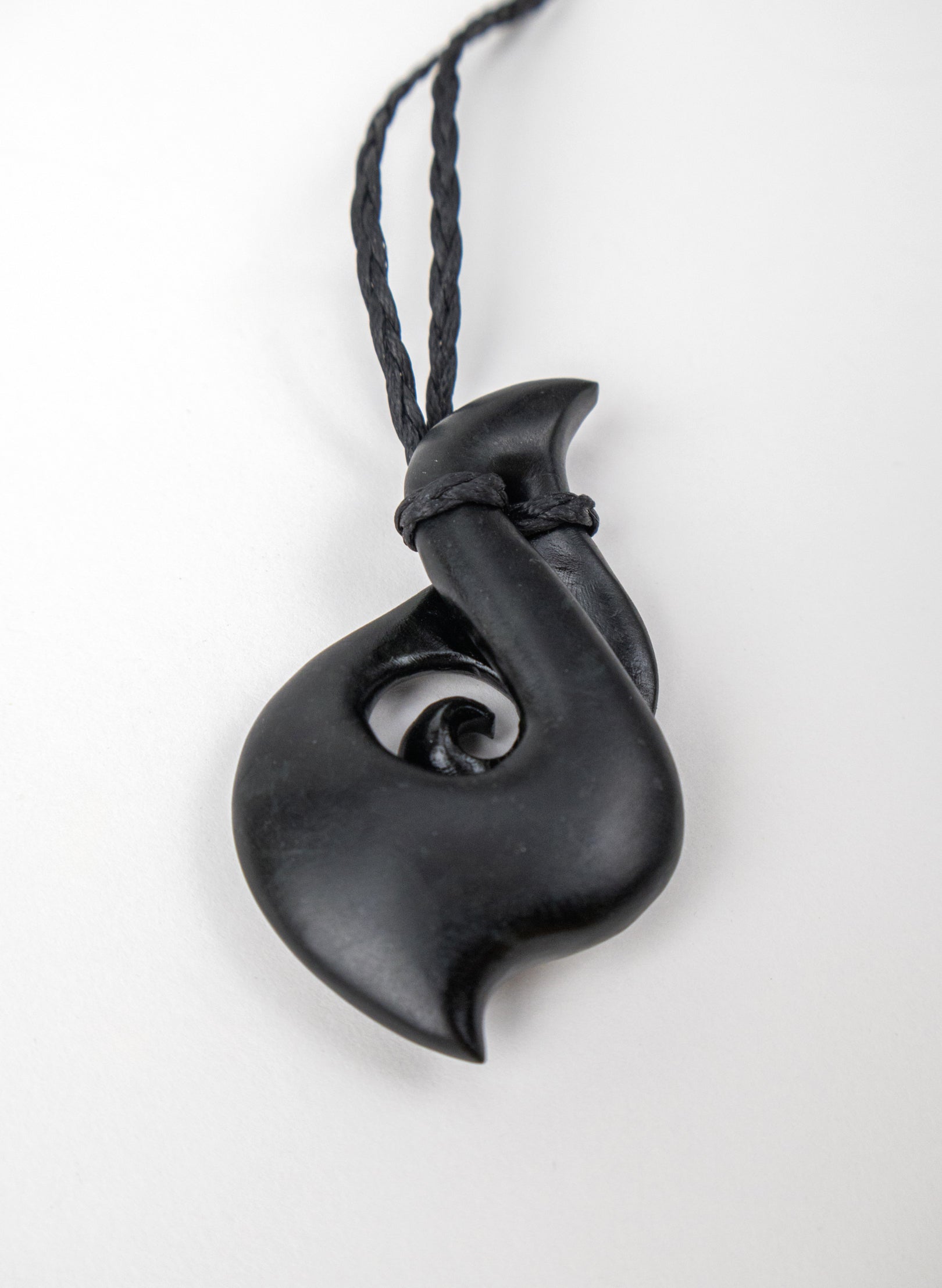 Twist Leaf Pounamu Pendant
