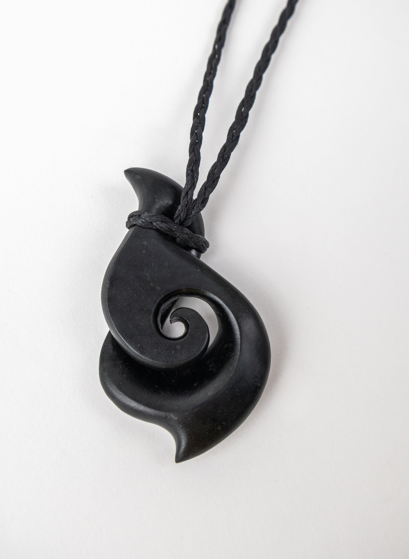 Twist Leaf Pounamu Pendant