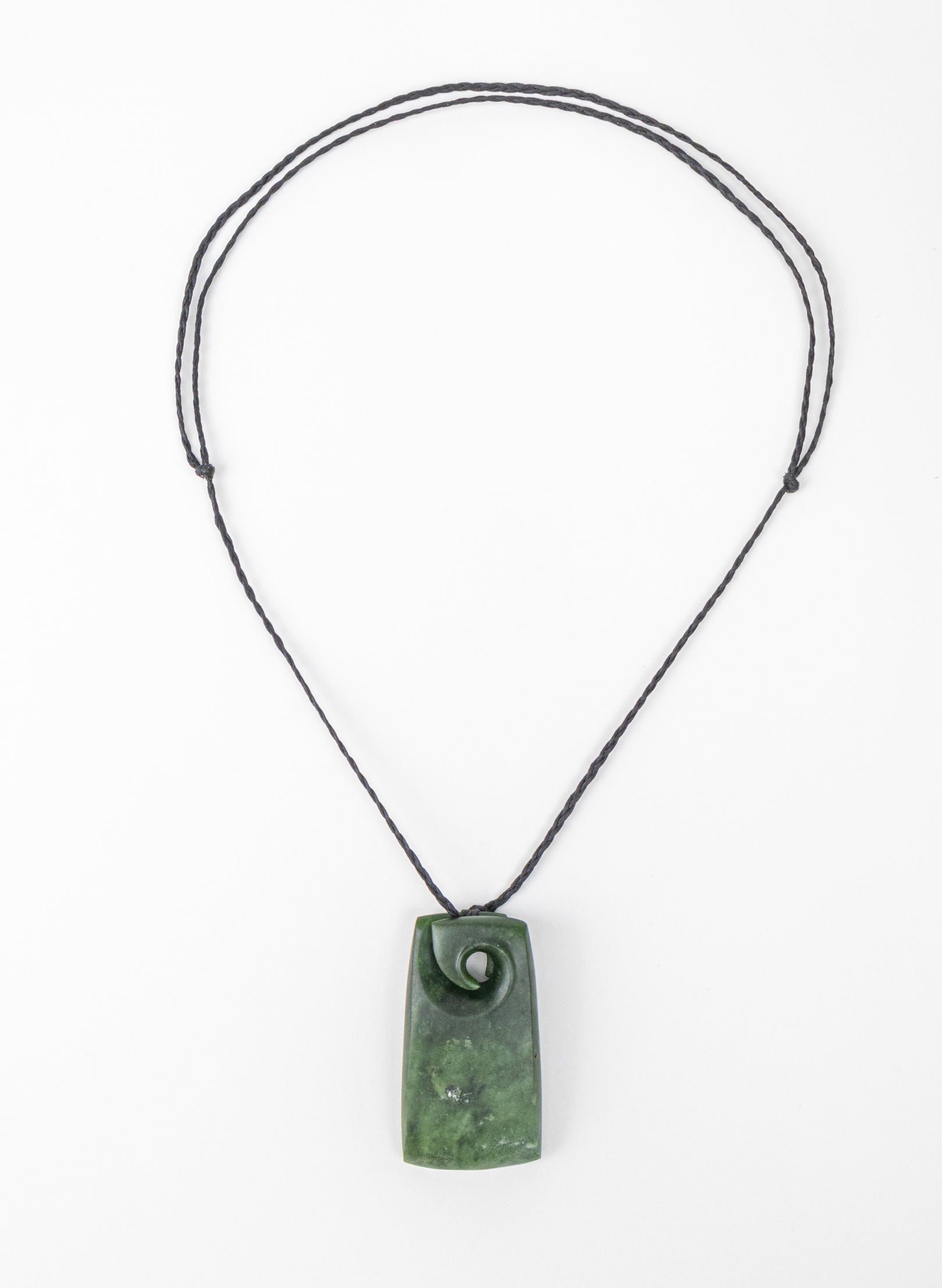 Retangular Koru Pounamu Toki