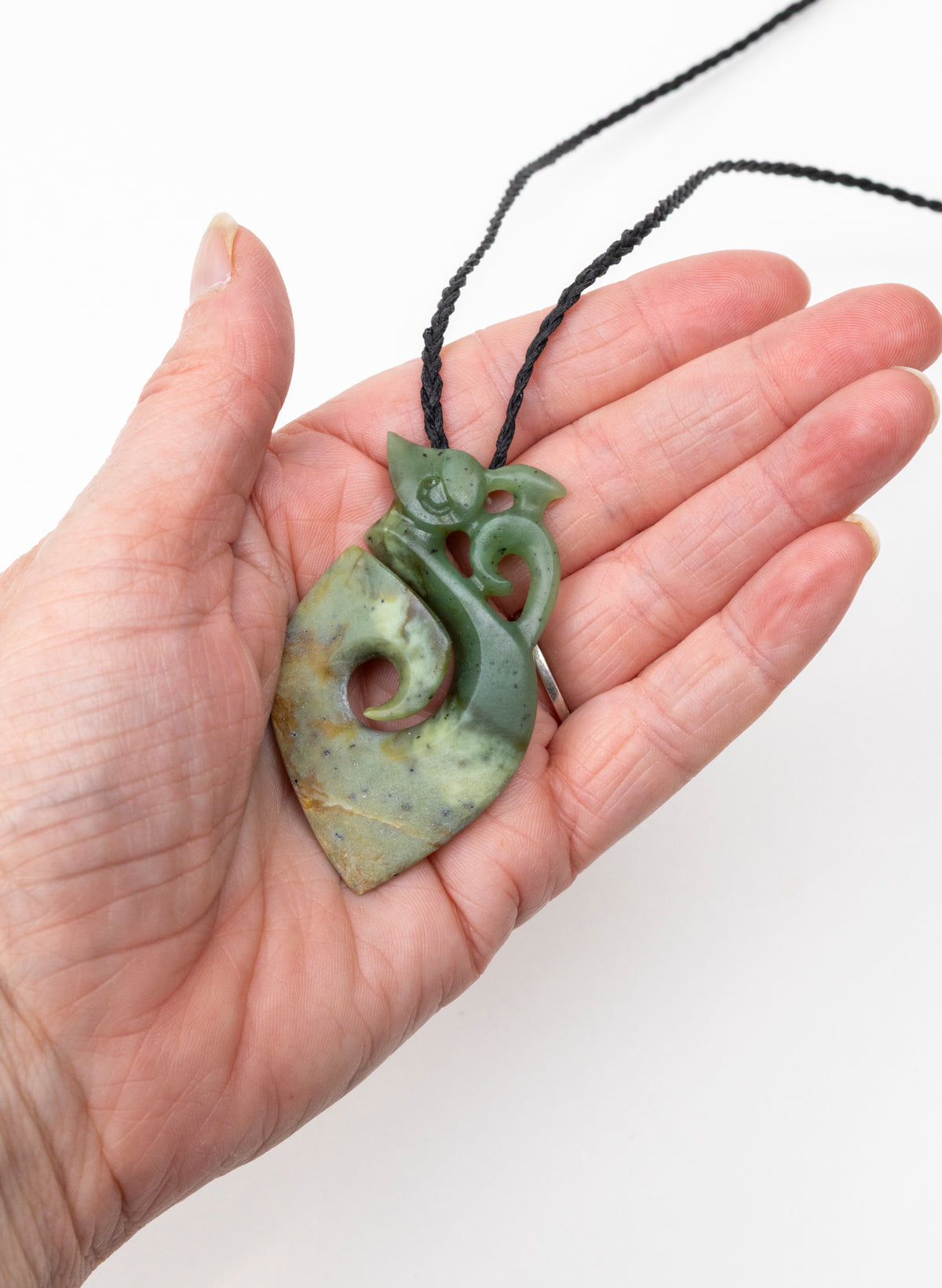 Mania Hei Matau Pounamu Pendant