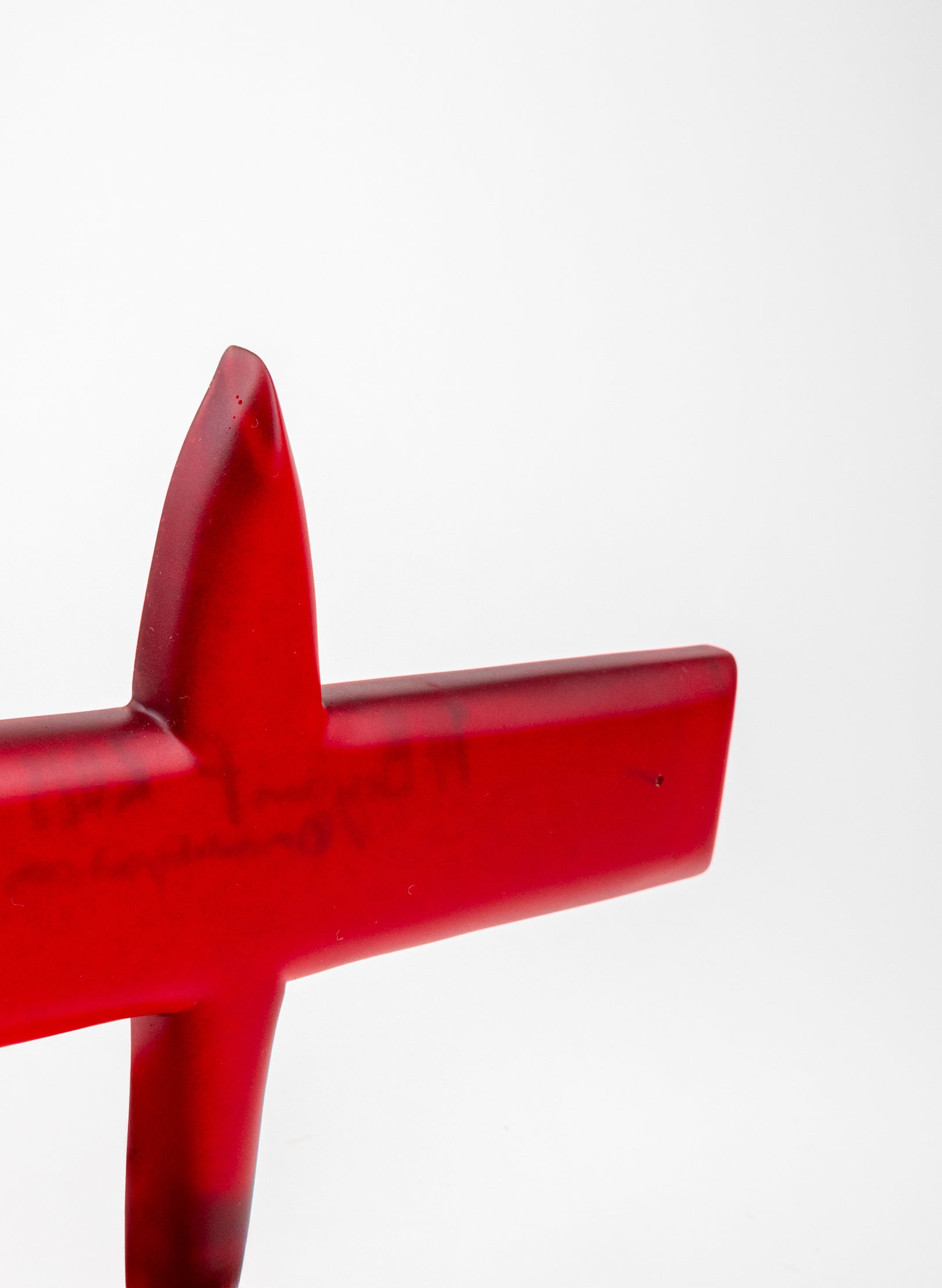 Red Resin Plane Square Tips