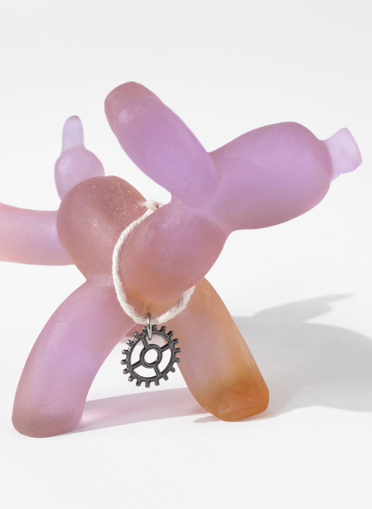 Rose Glass Wee Wee Balloon Dog