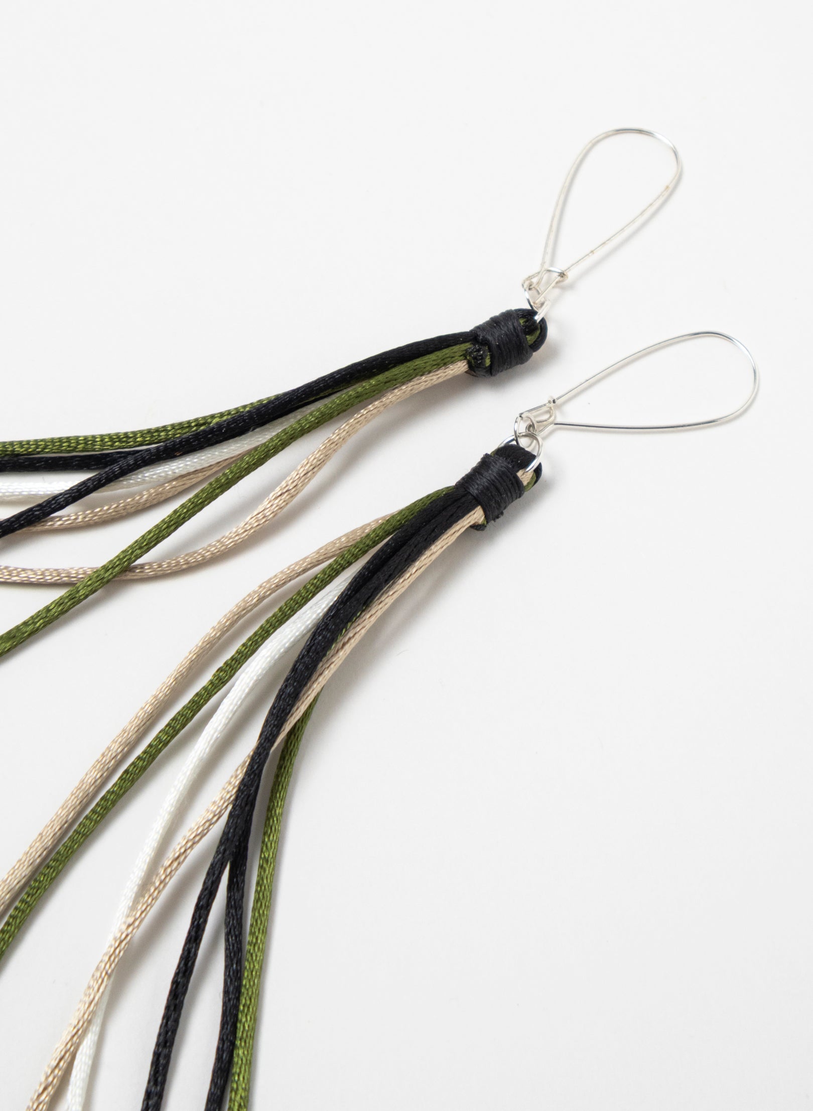 Green Mau Kakī and Mau Taringa Set