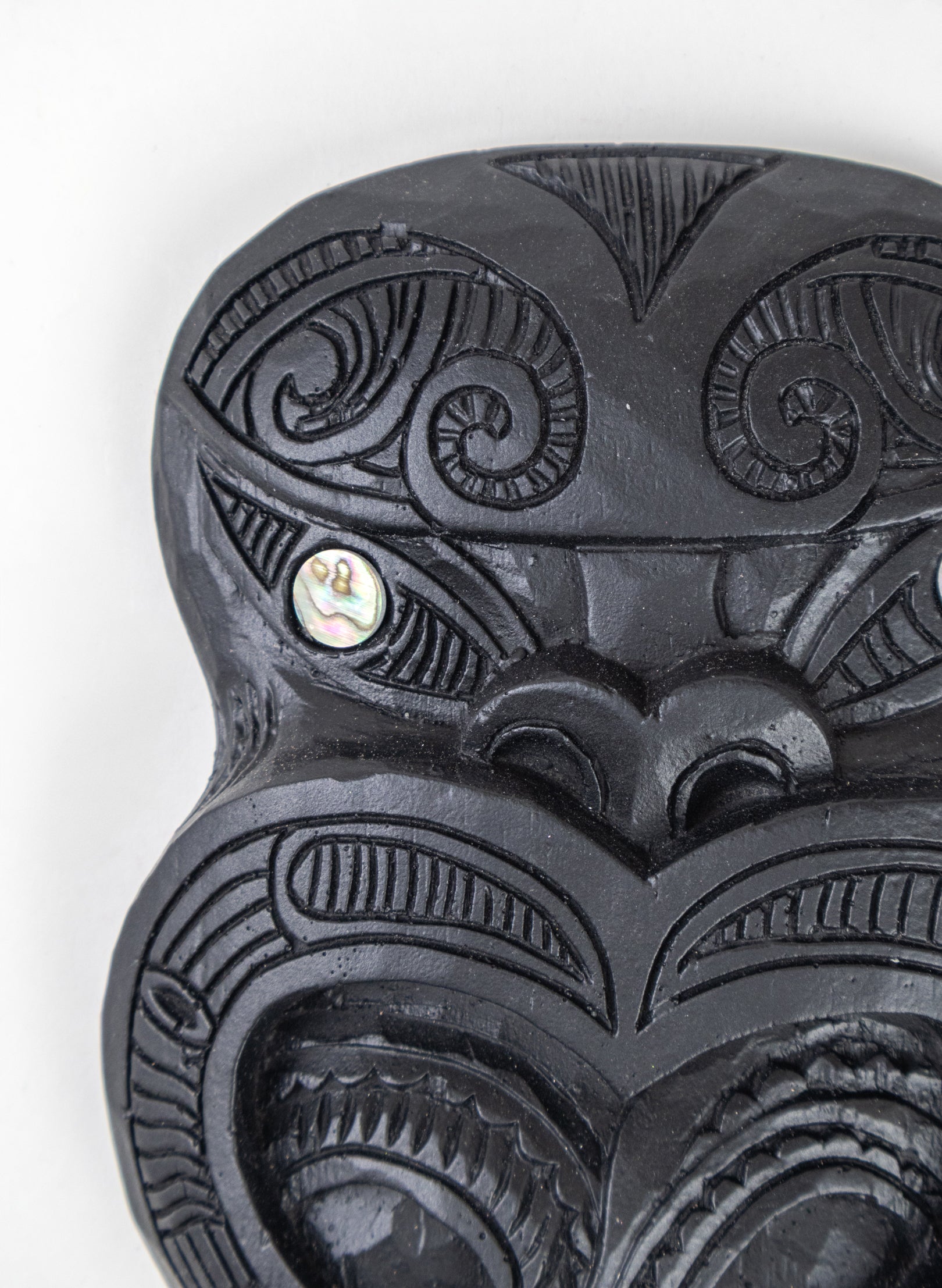 Te Wehi - Black