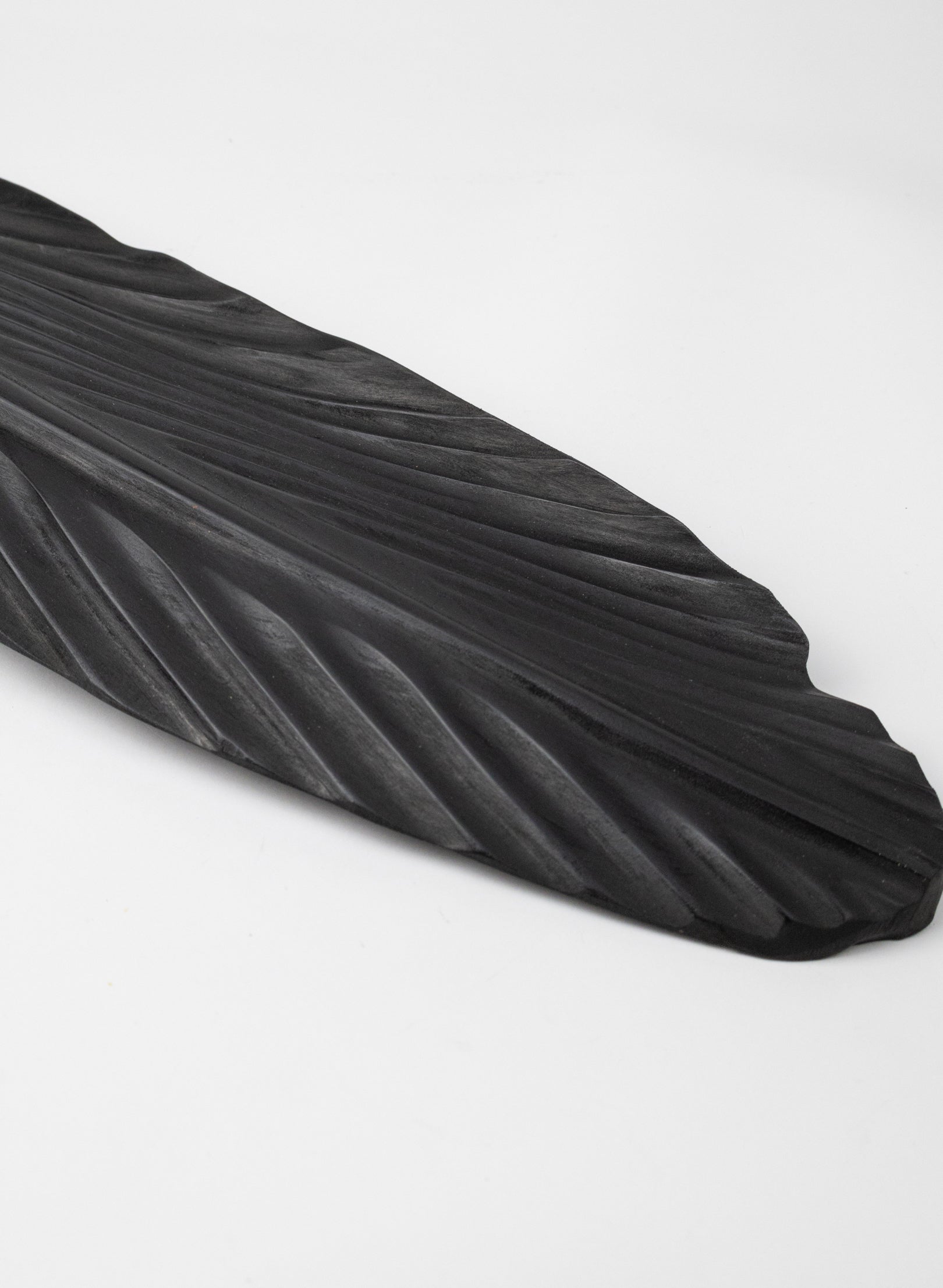 Tui Feather 905mm - Black Swamp Kauri