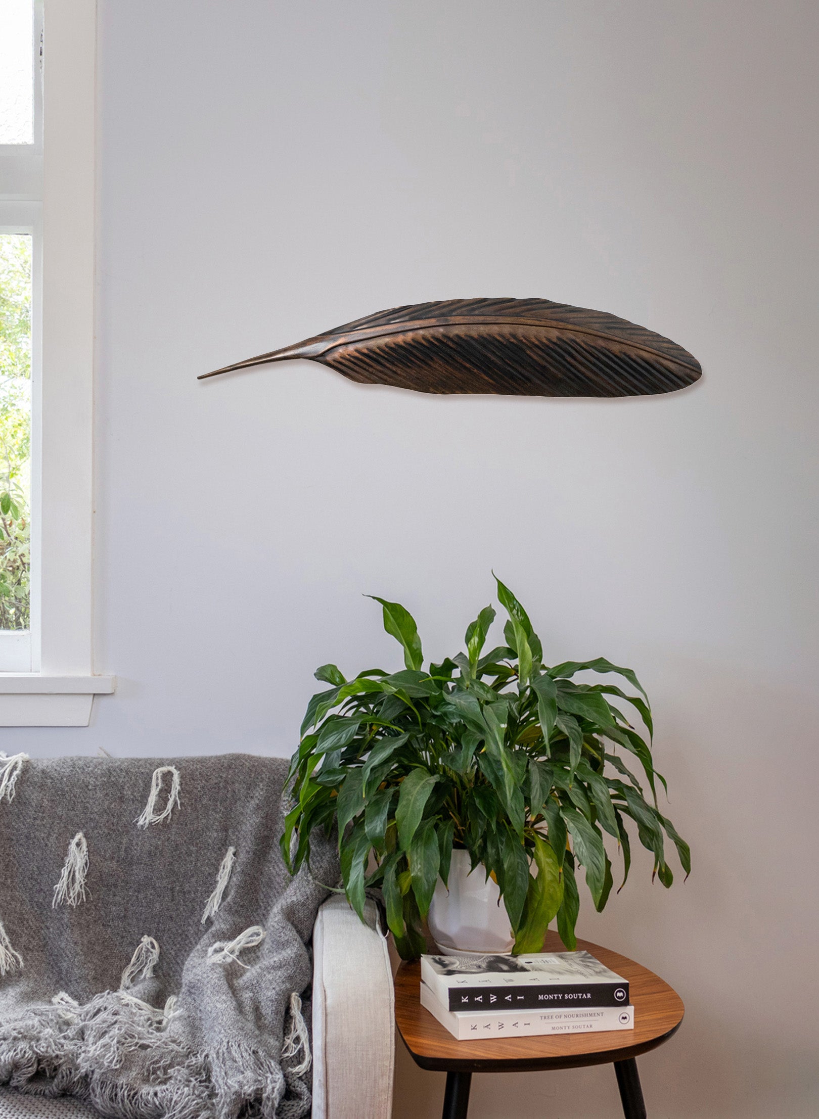 Kārearea Feather Copper 620mm