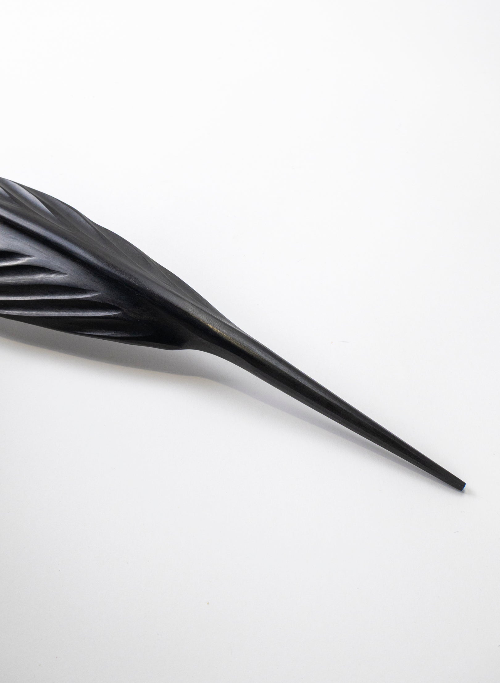 Kahui Swamp Kauri Feather 480mm
