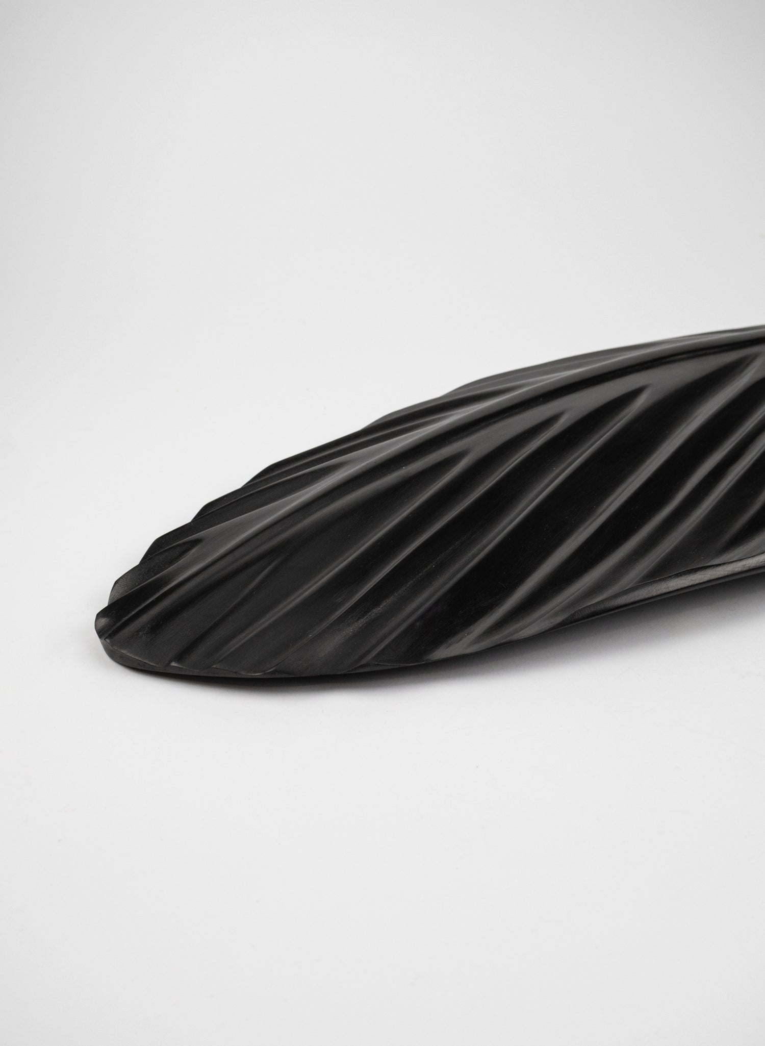 Tui Feather 740mm - Black Swamp Kauri