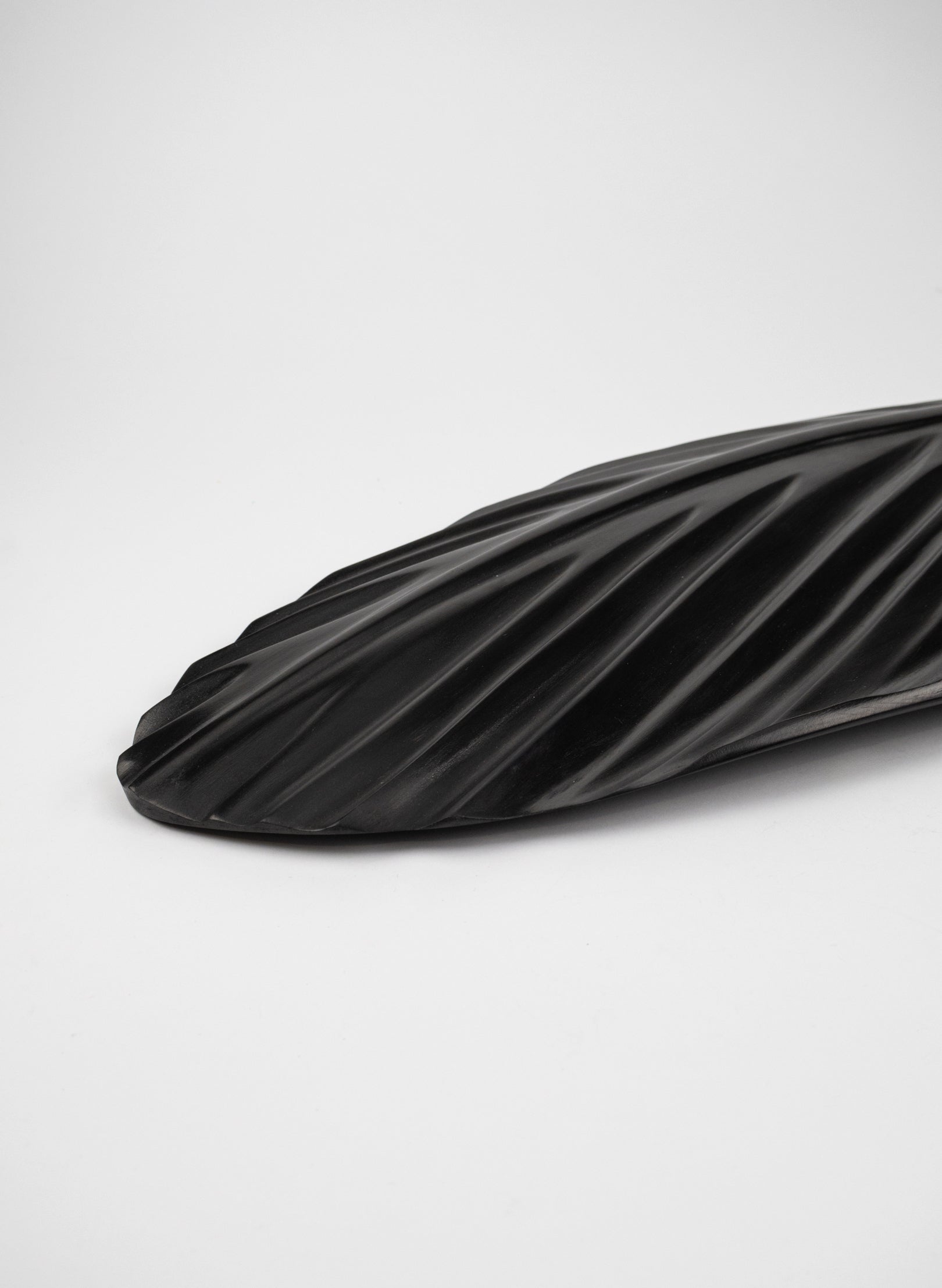 Tui Feather 740mm - Black Swamp Kauri