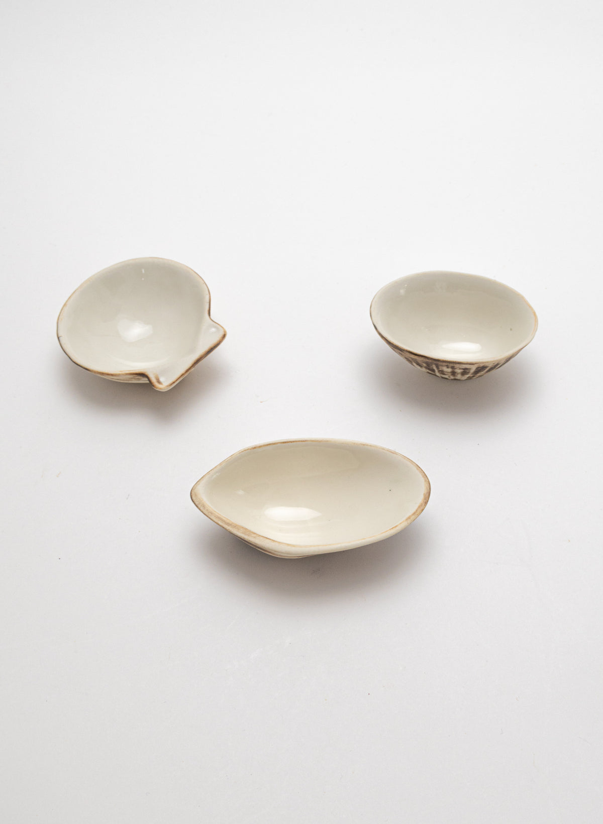 Boxed Set of 3 Shell Dipping Bowls - Natural