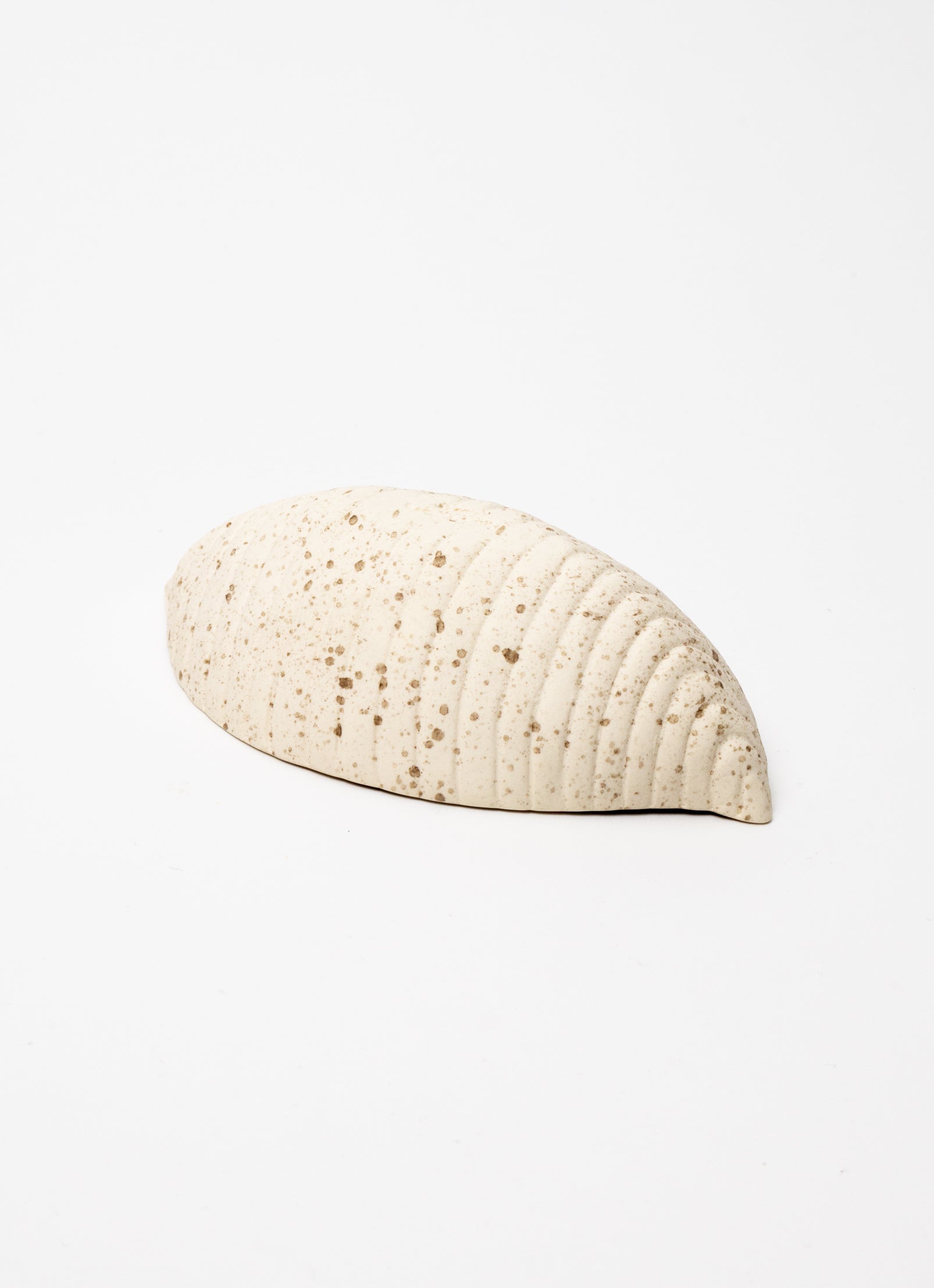 Small Seed Pod Dish - Black