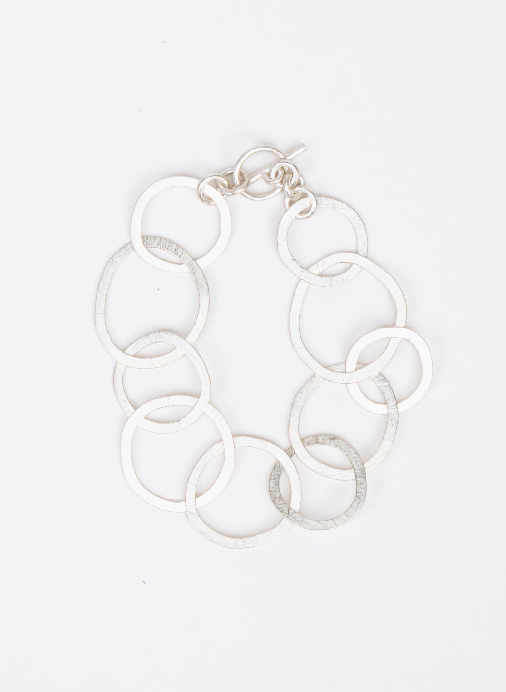 Round Small Link Bracelet