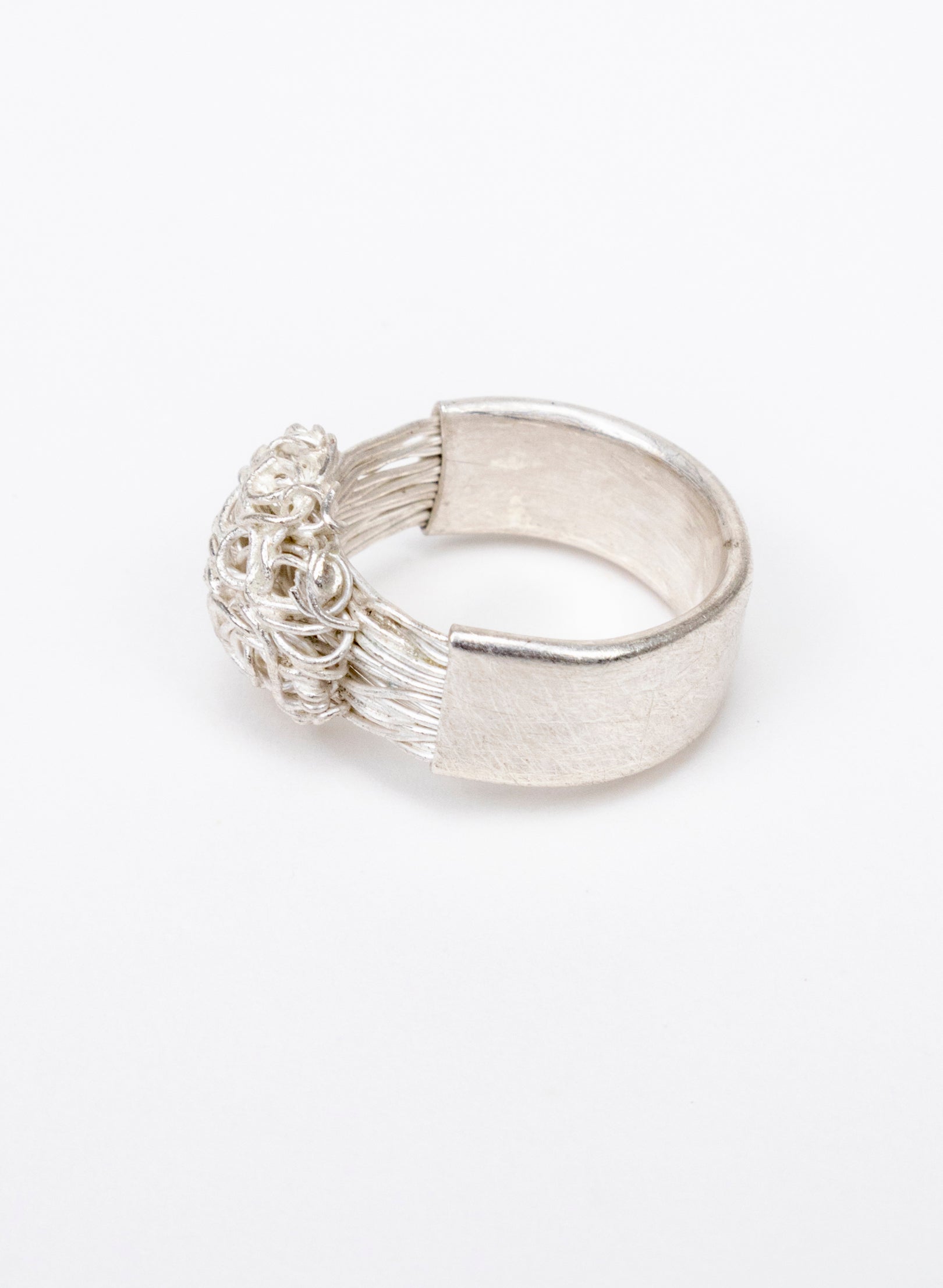Tangled RIng