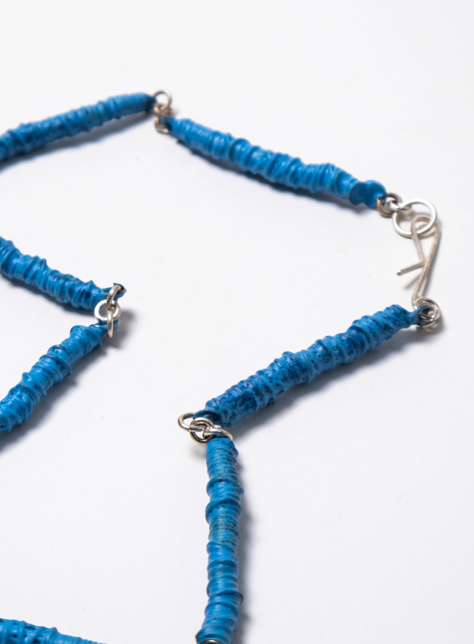 Twist and Tube Small Blue Necklace Necklace