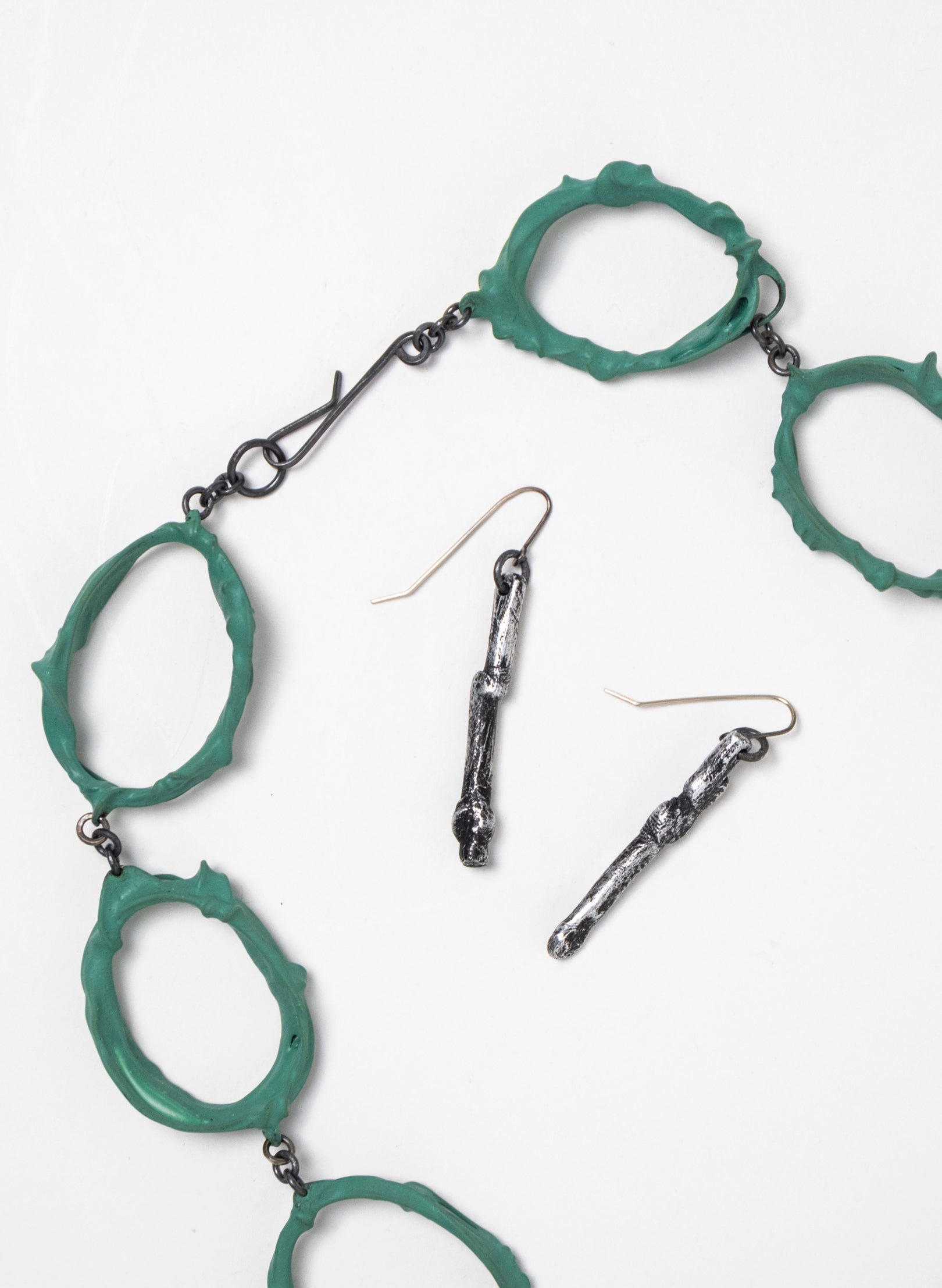 Twist and Turn Necklace