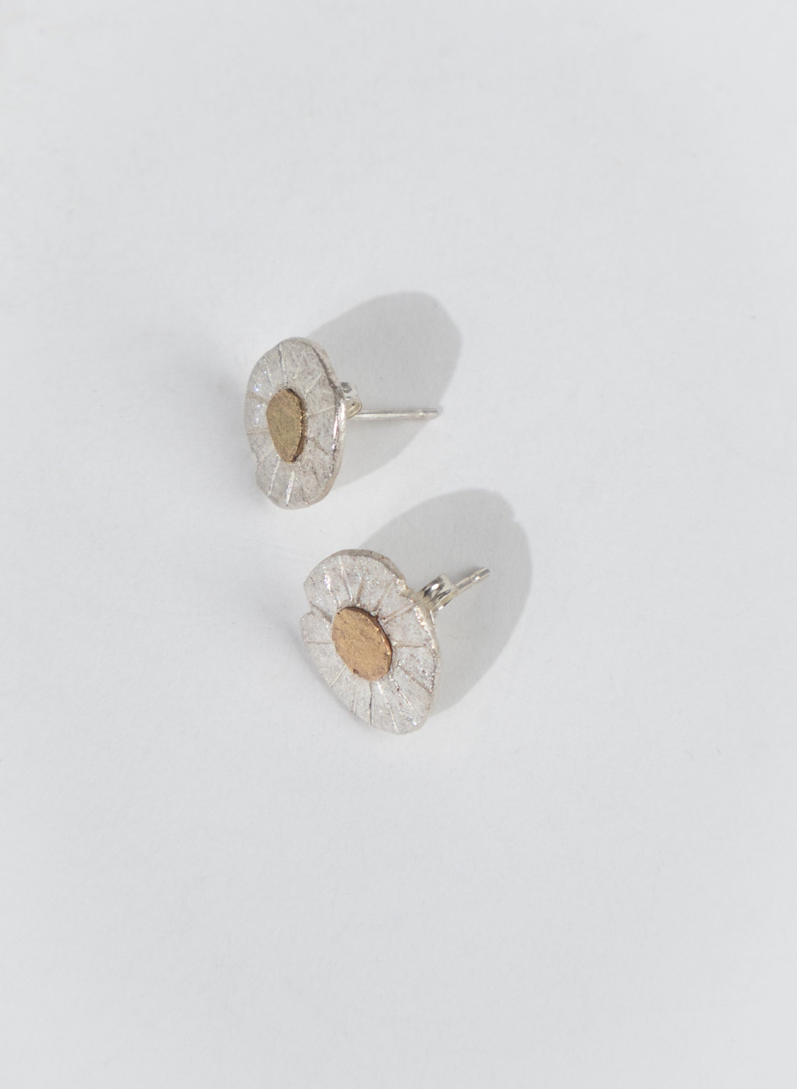 Dot Gold Stud Earrings