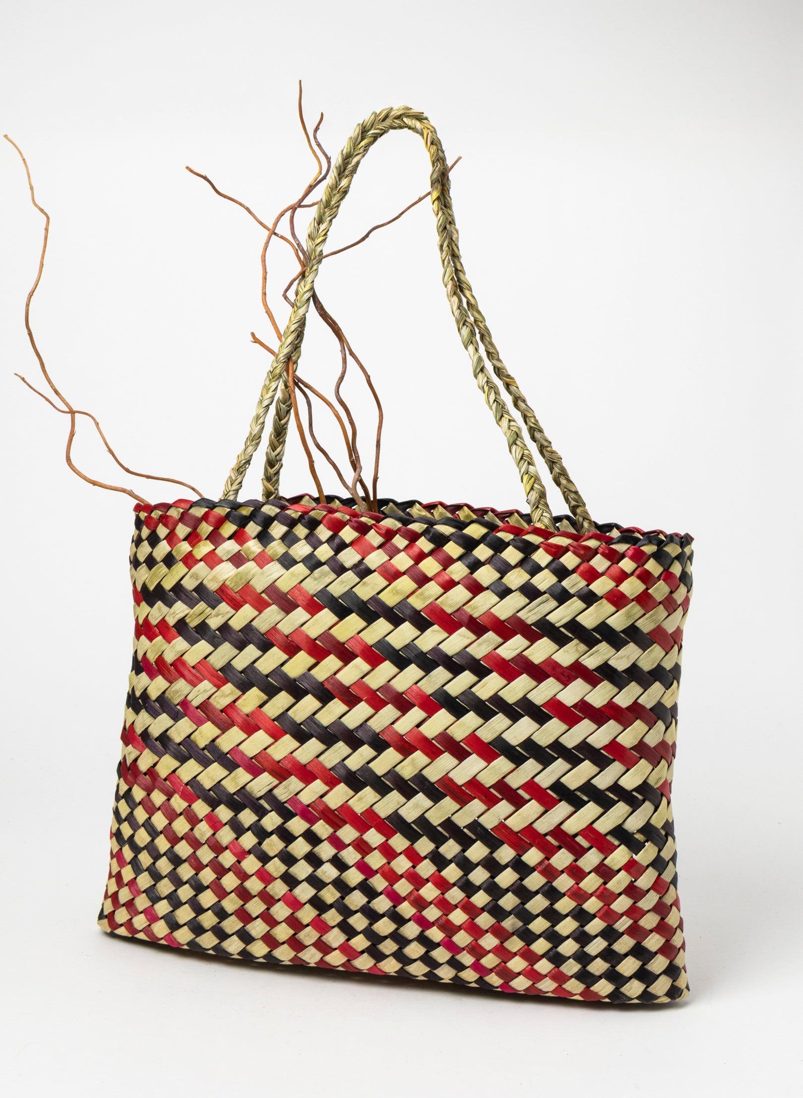 Kete - Black, Red and Natural