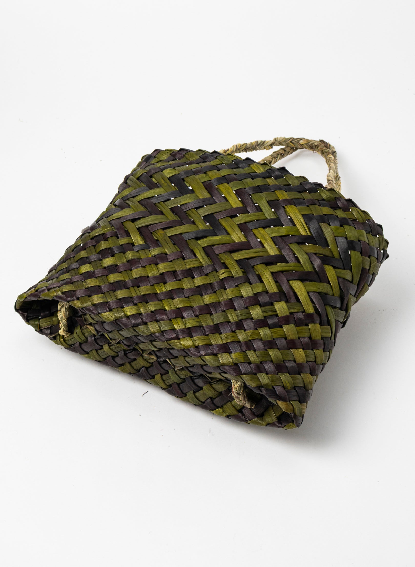 Kete - Black and Green