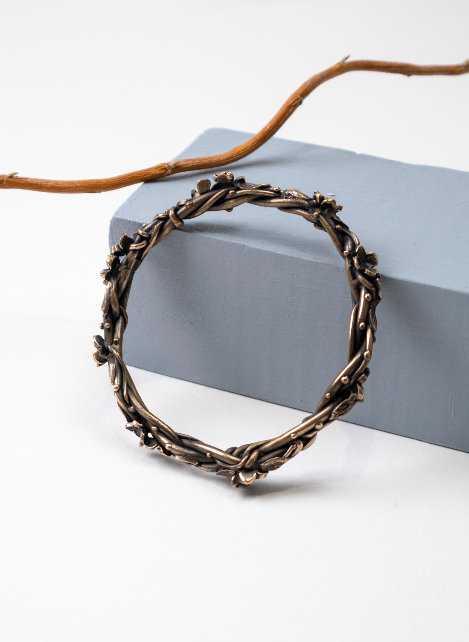 Entwined Flower and Leaf Bangle - Bronze