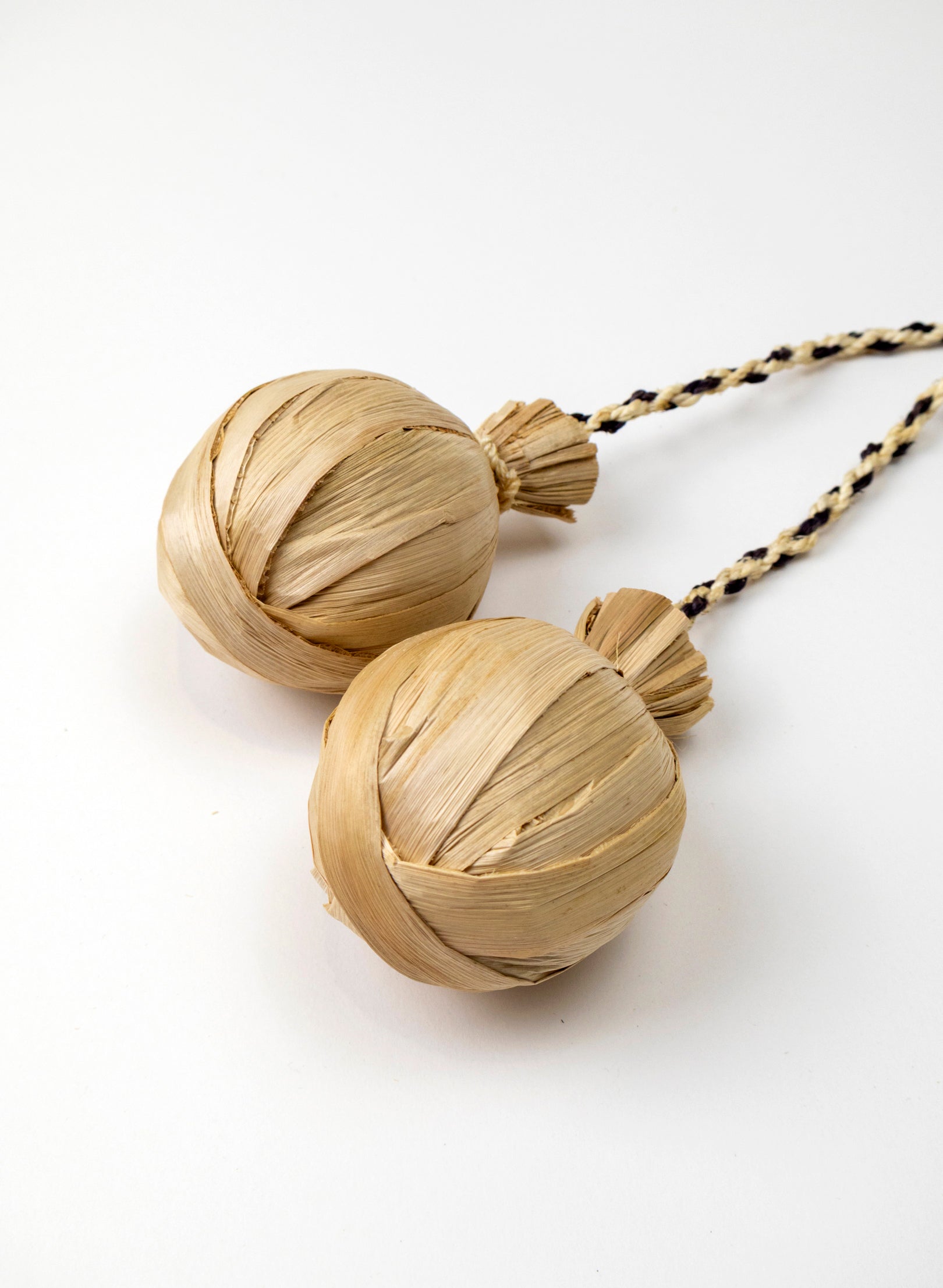 Short Handle Muka and Raupō Poi - Black