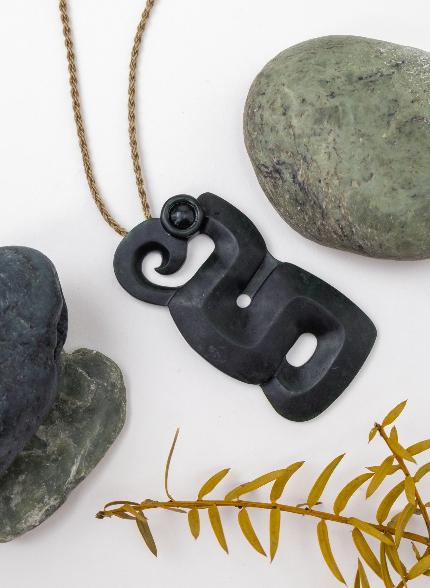 Matau Manaia Pounamu 2