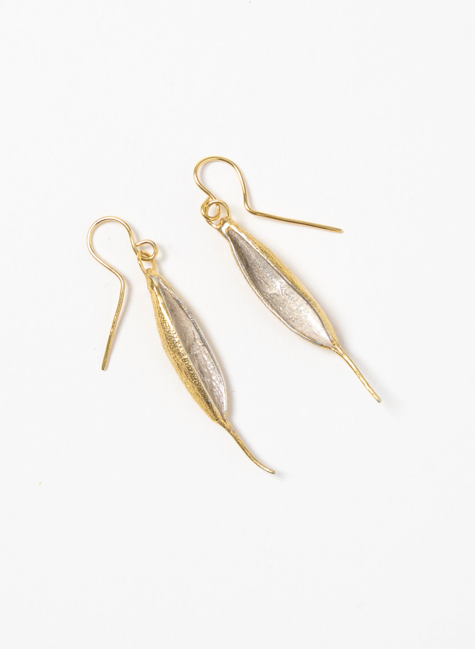 Rewarewa Earrings - Gold & Silver