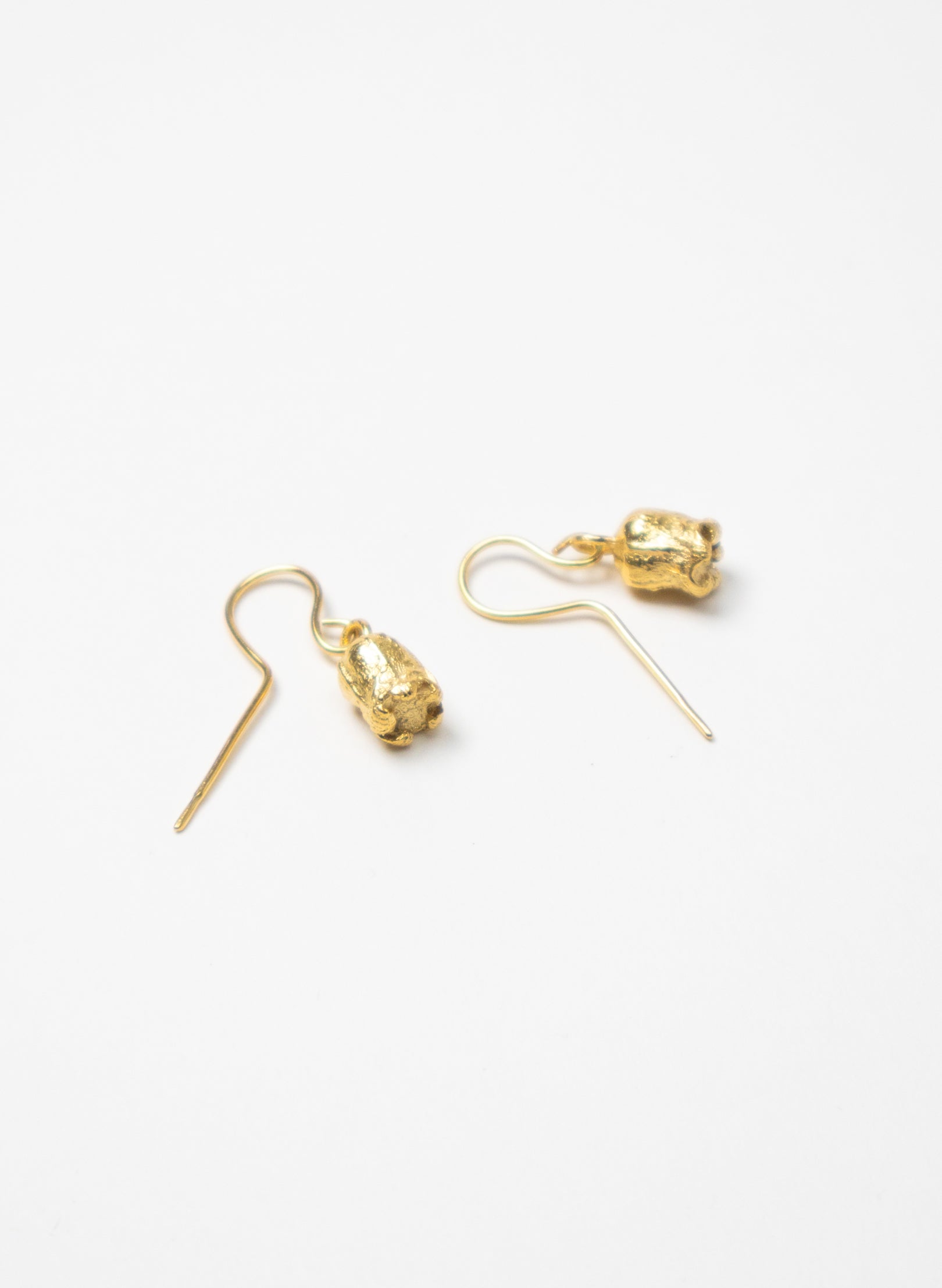 Rata Hook Earrings - Gold