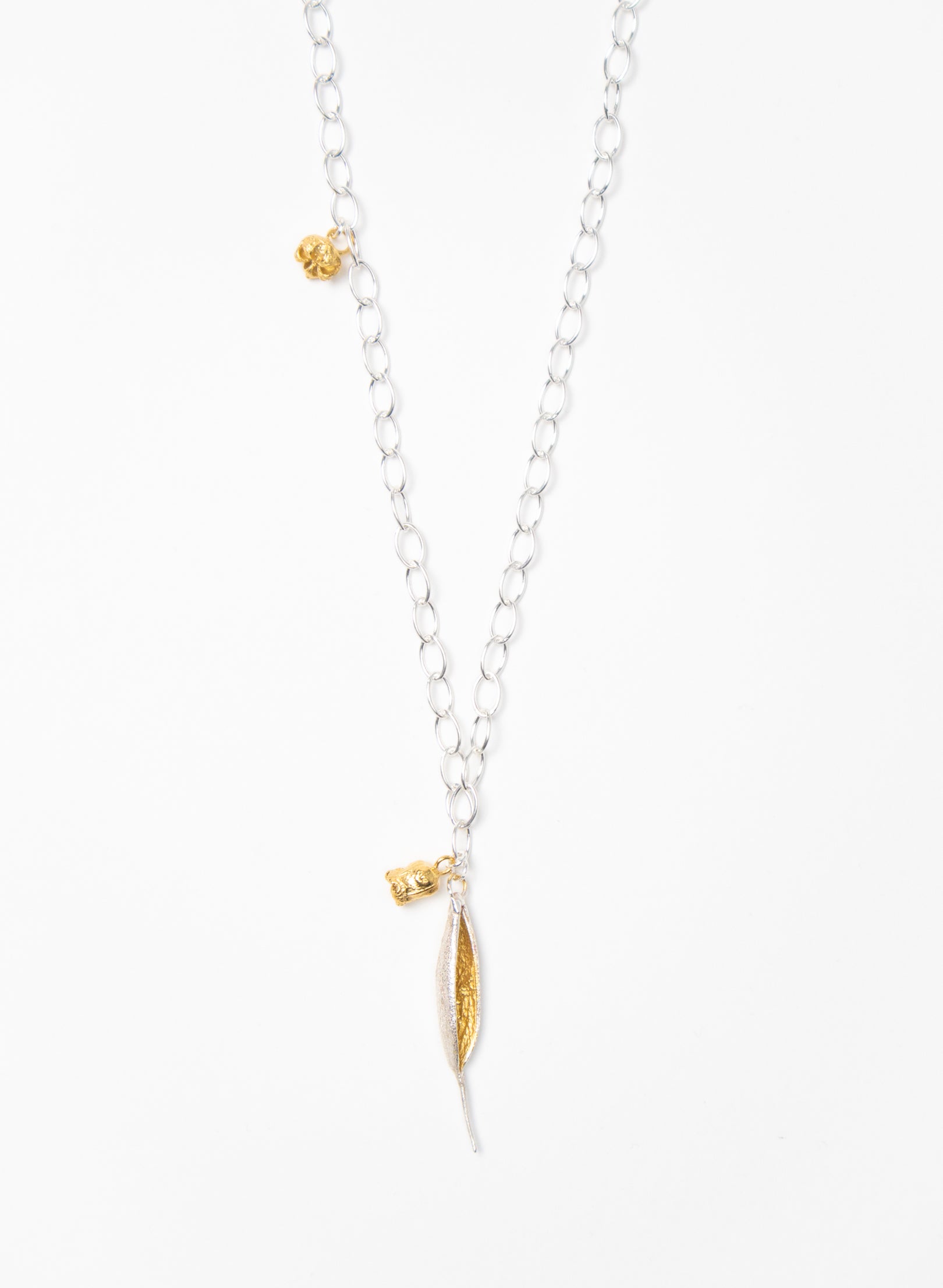 Rewarewa and Rata Necklace