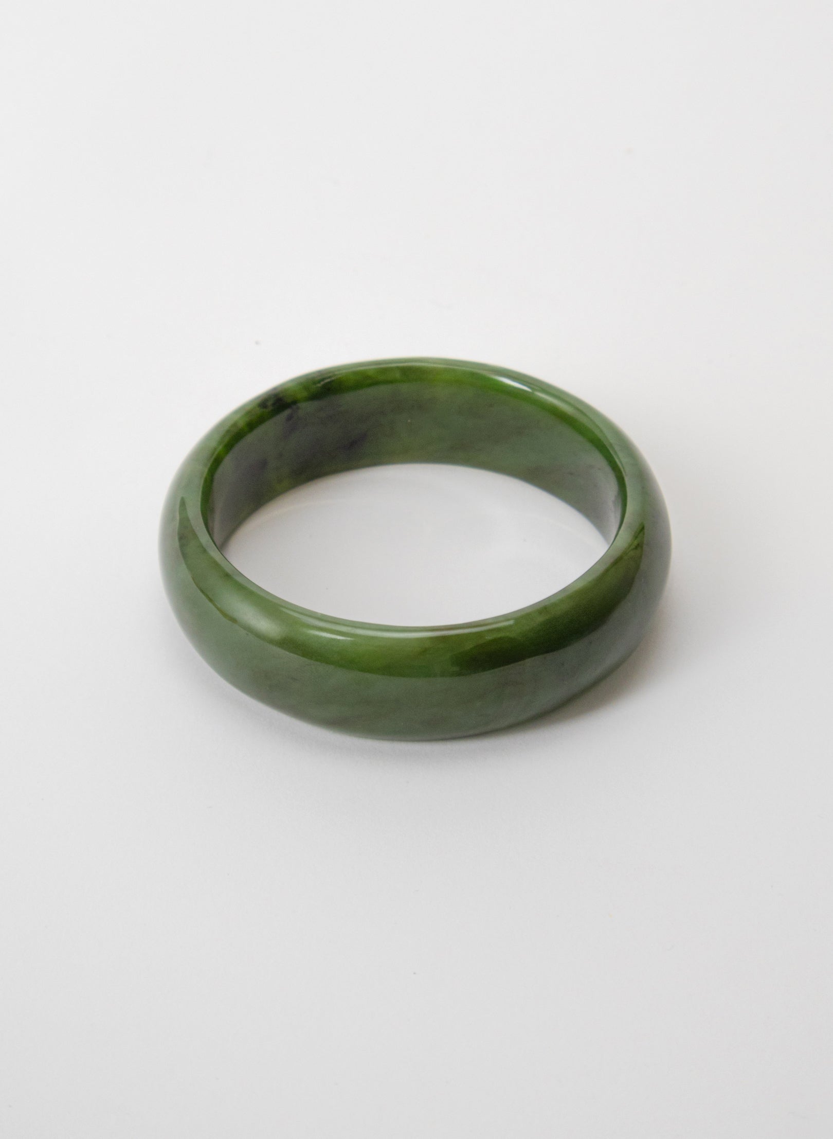 Pounamu Bangle - Gem Grade