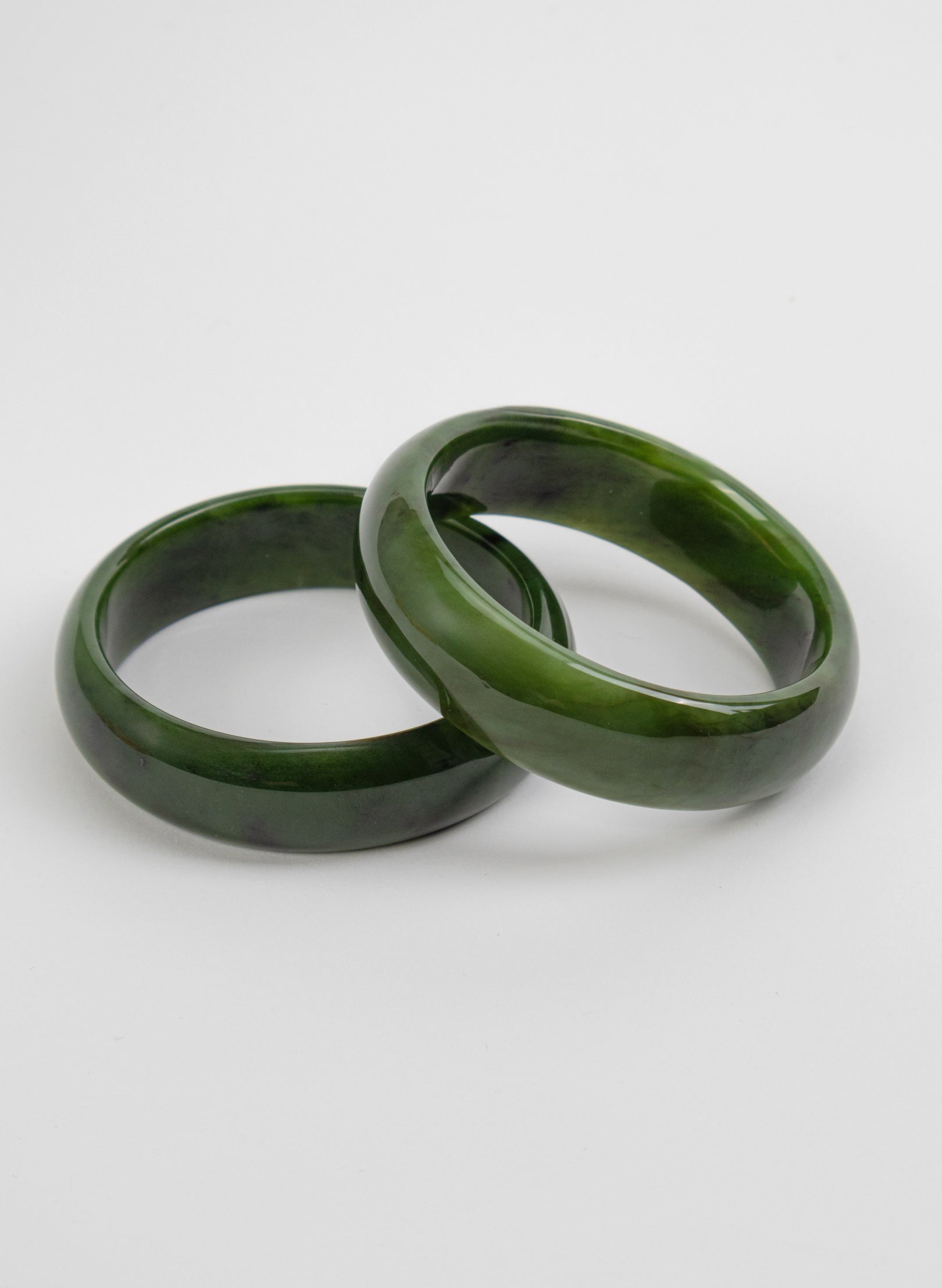 Pounamu Bangle - Gem Grade