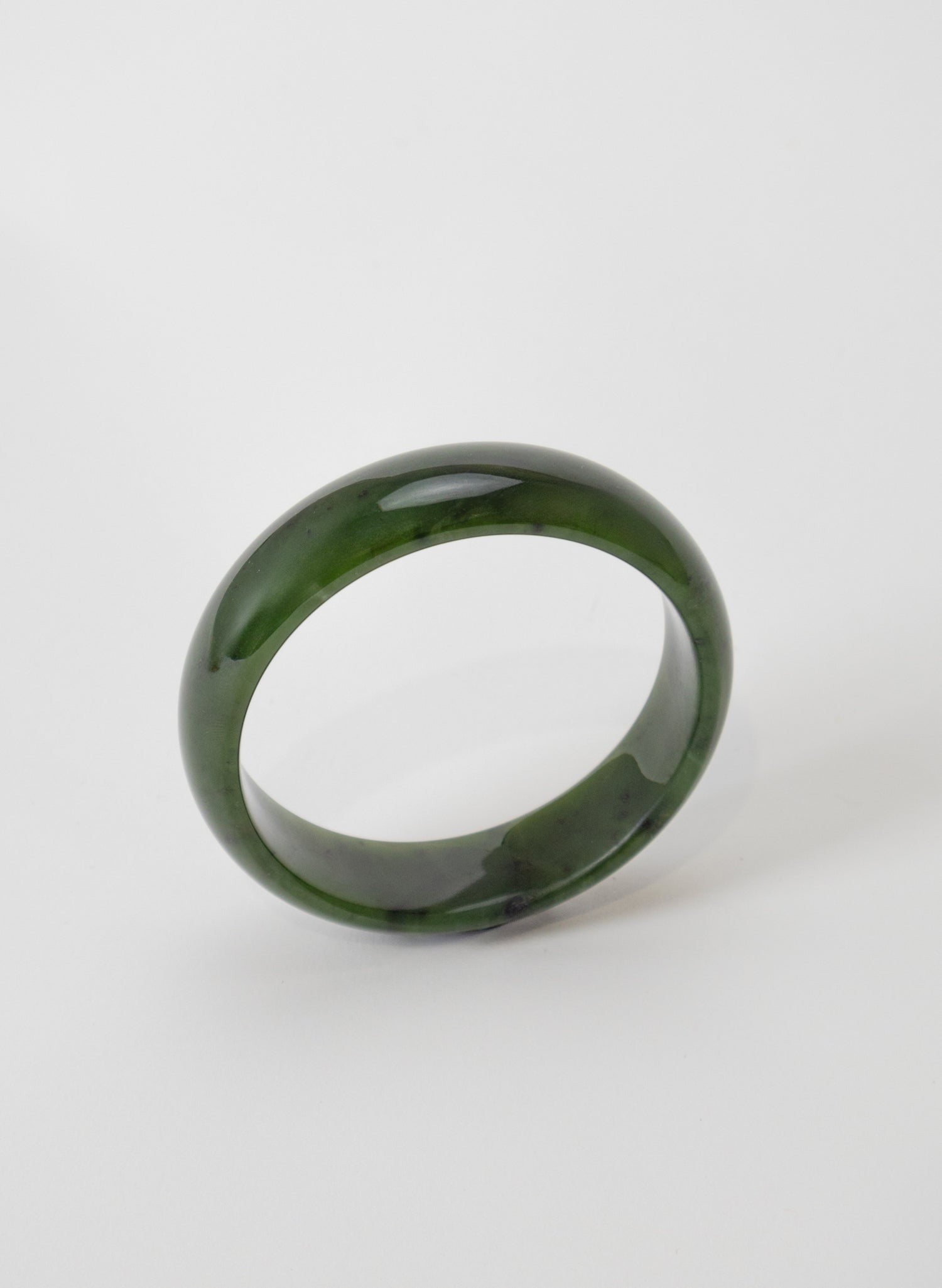 Pounamu Bangle - Gem Grade