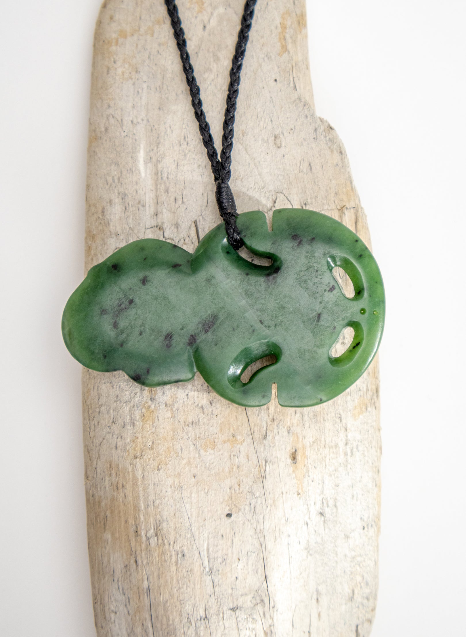 Pounamu Hei Tiki