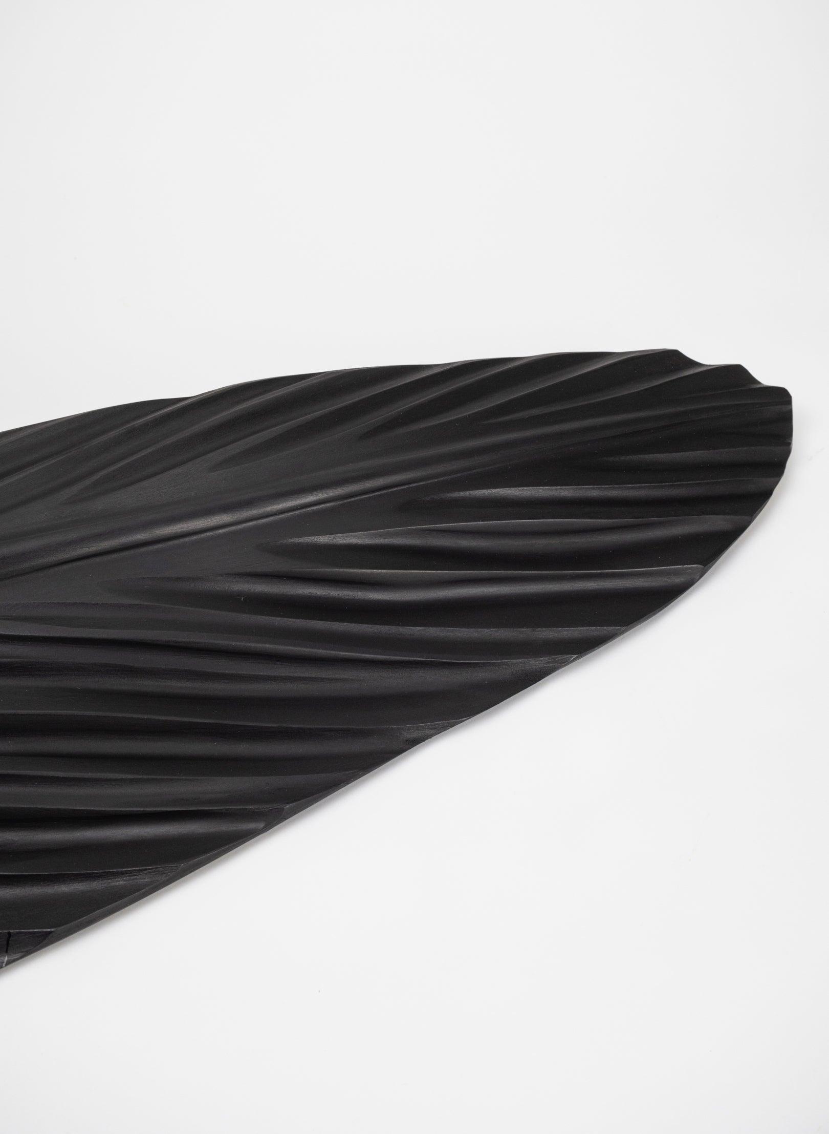 Tui Feather 1325mm - Black Swamp Kauri