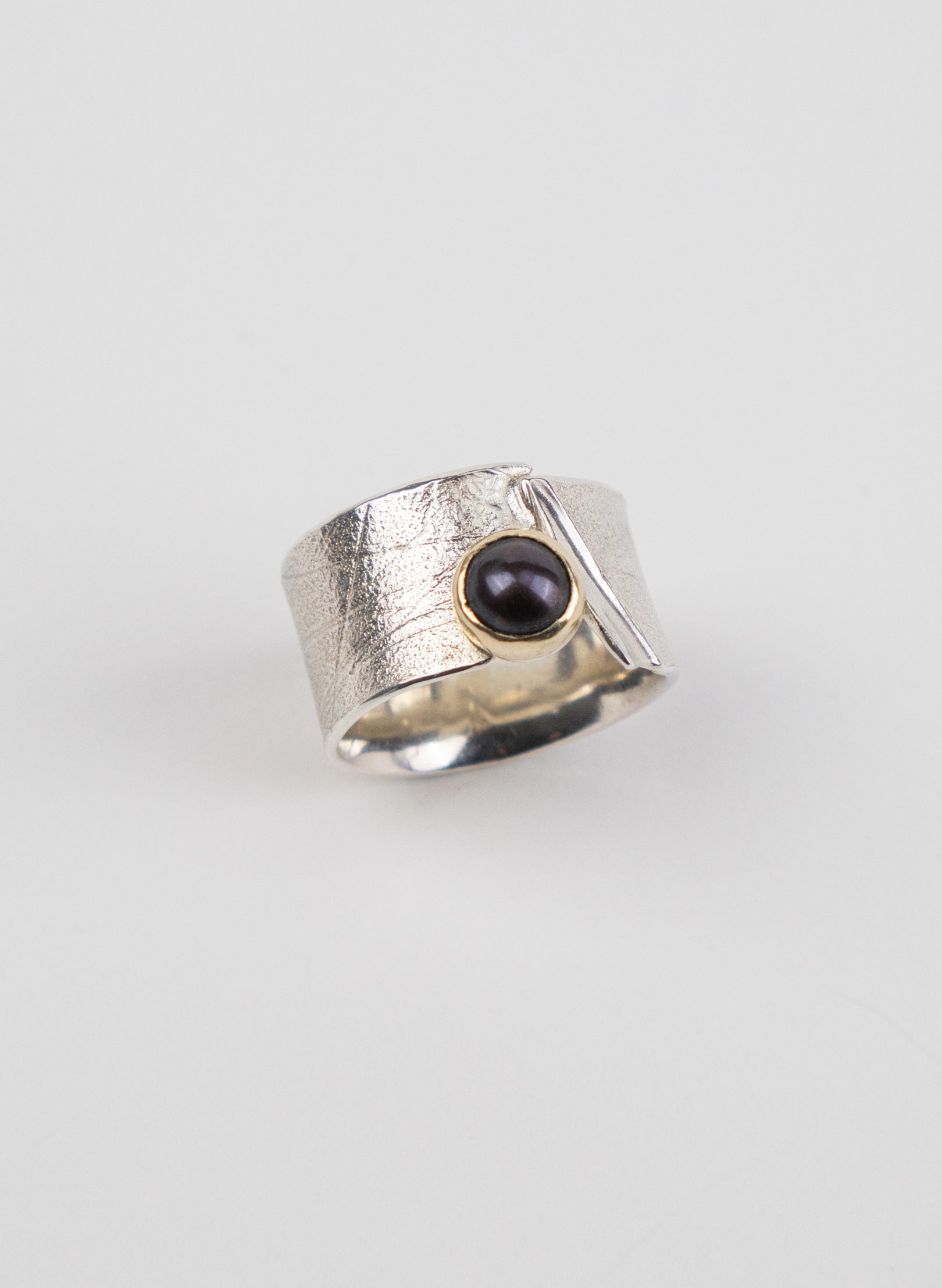 Black Pearl Kimono Ring