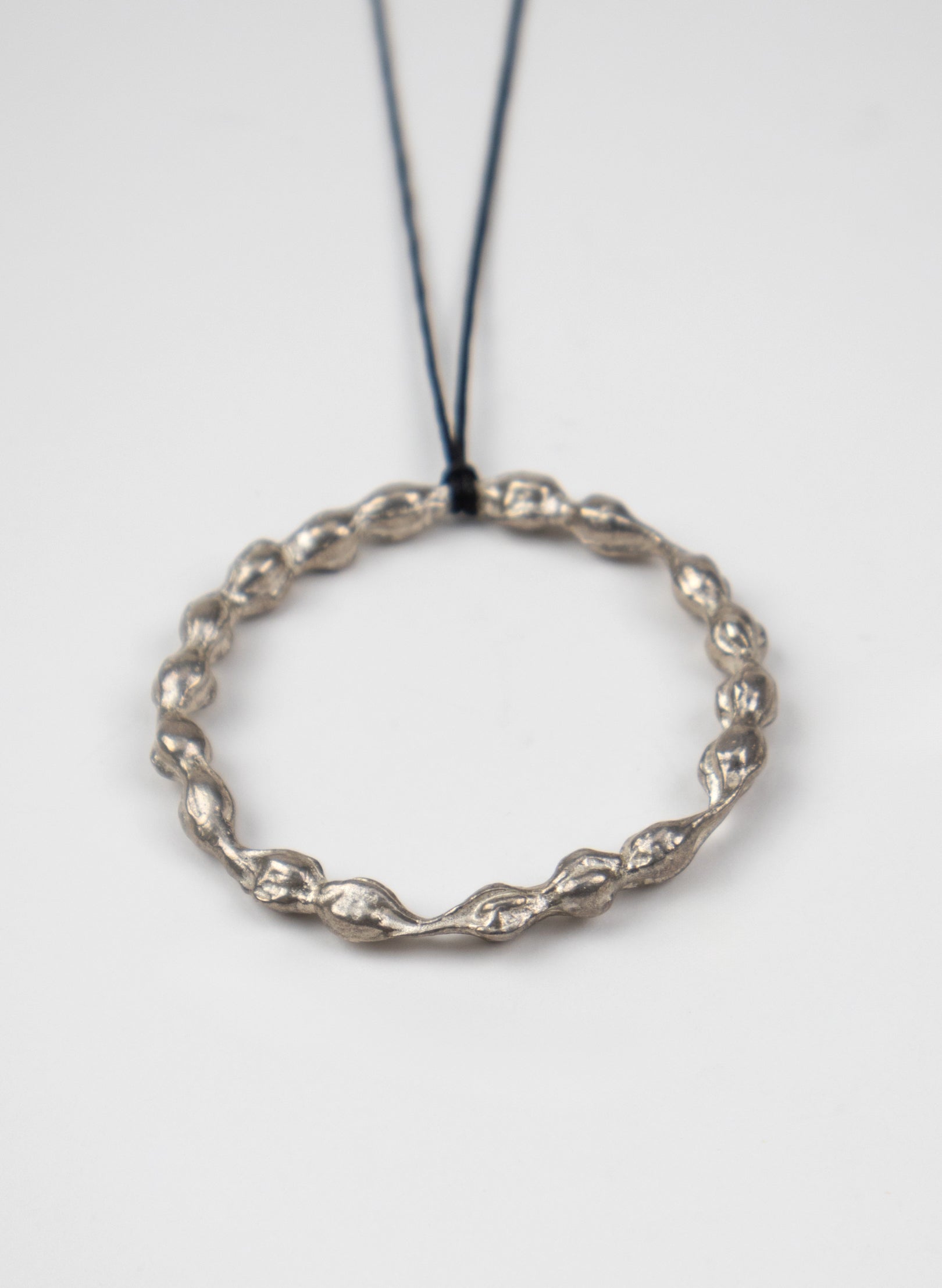 Kōwhai Seed Pod Pendant - Silver