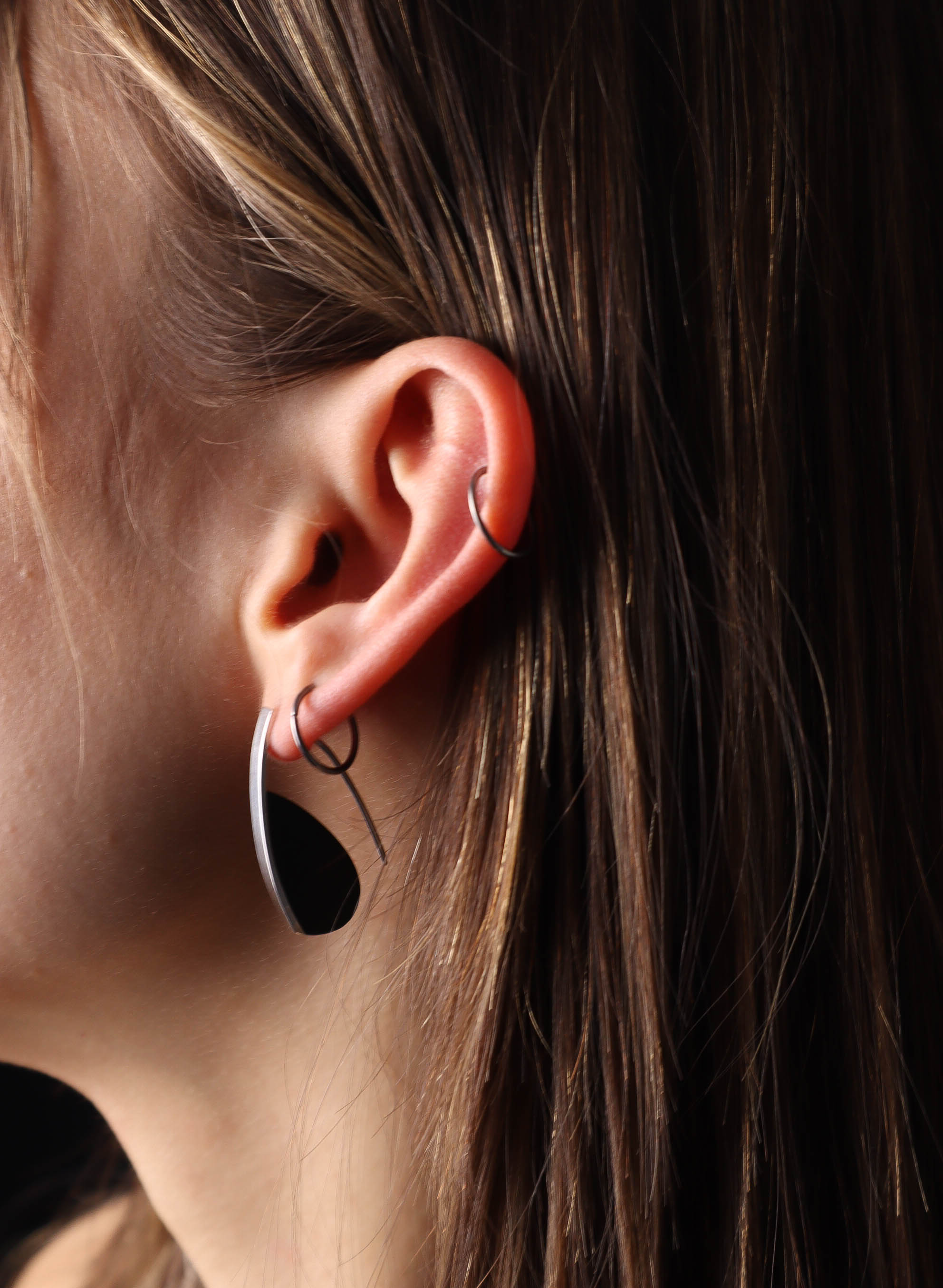 Earrings that curve up the ear hotsell