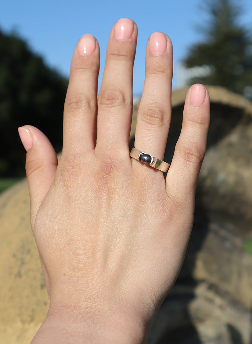 Black Pearl Sterling Silver Ring