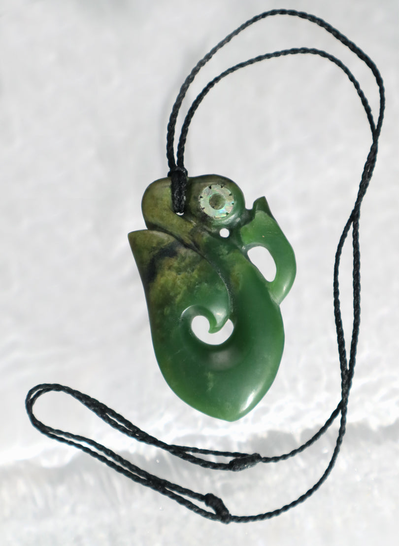 Pounamu Manaia - Large