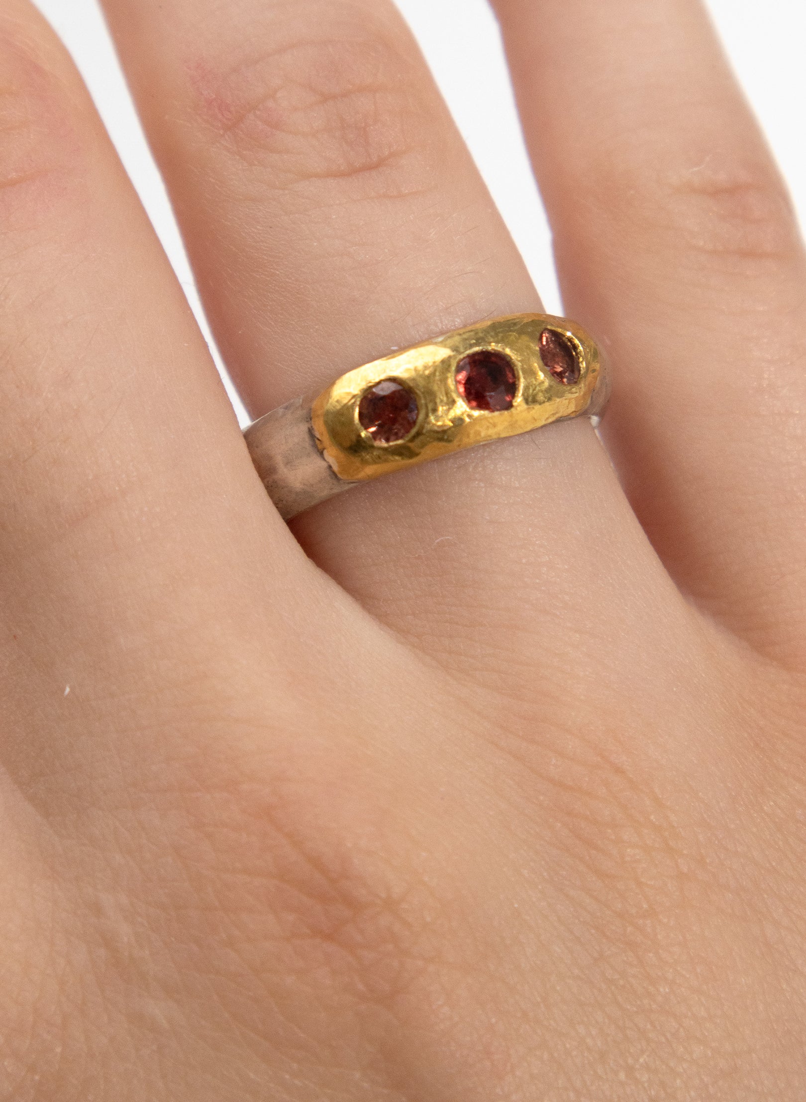Eclipse Ring - Sapphire &amp; 24ct Gold