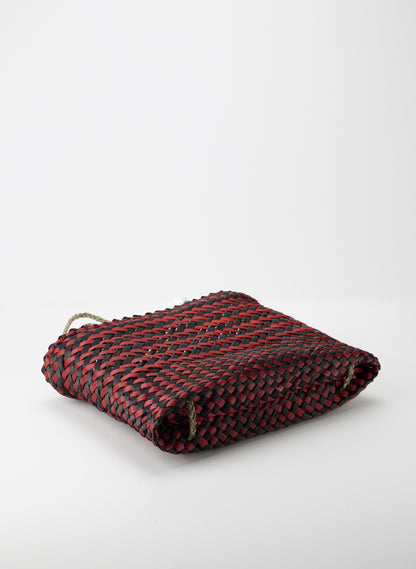 Kete - Reds/Blacks