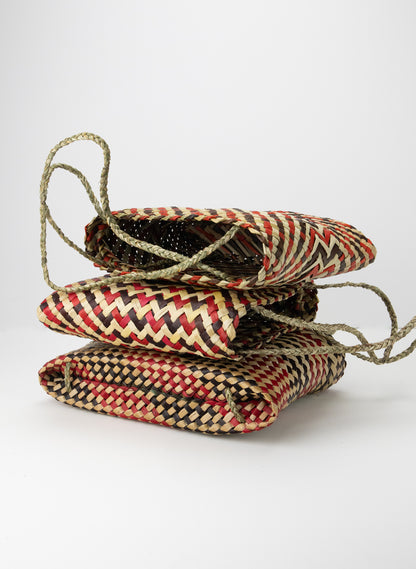 Kete - Red/Black/Natural