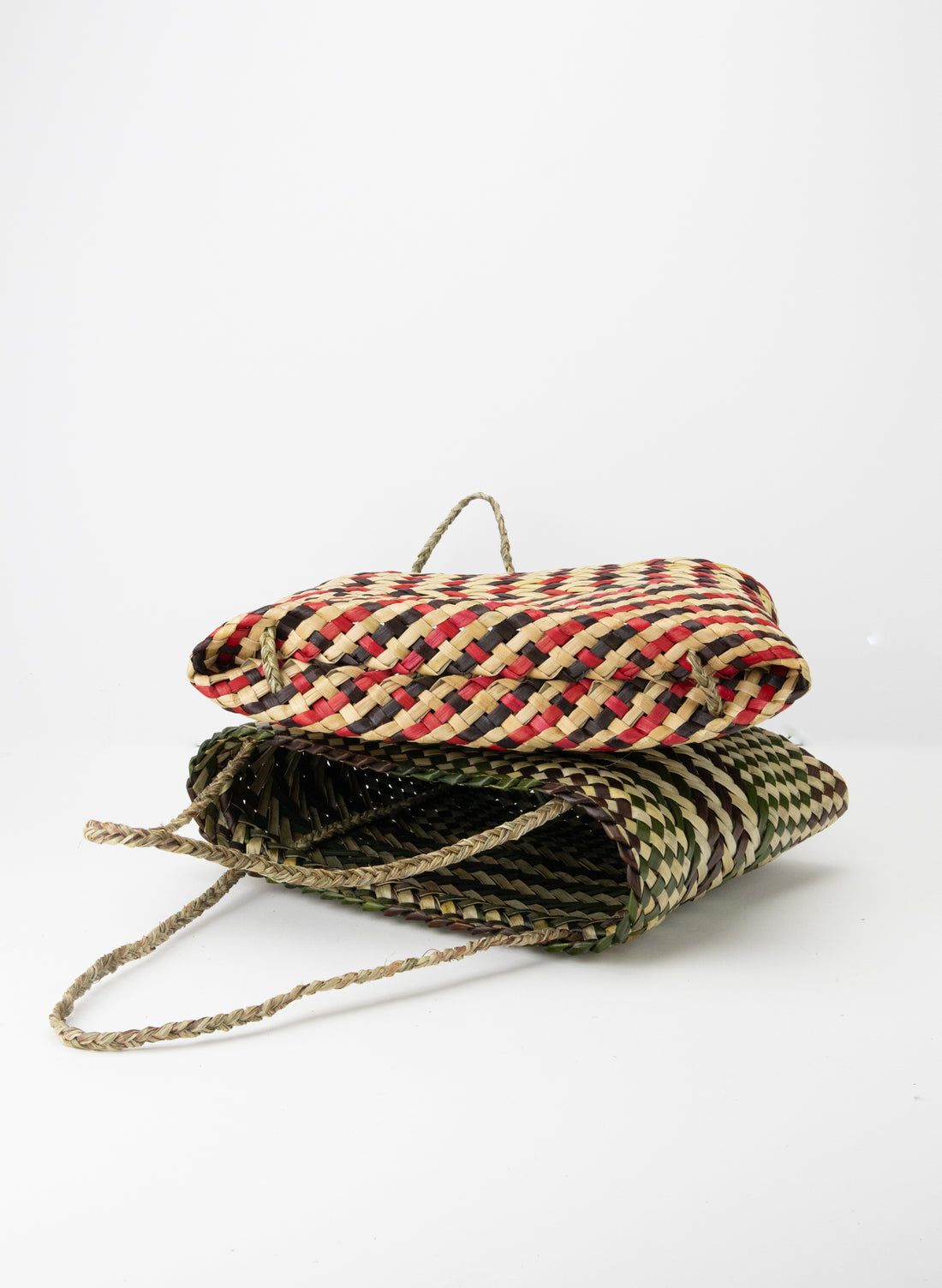 Kete - Red/Black/Natural