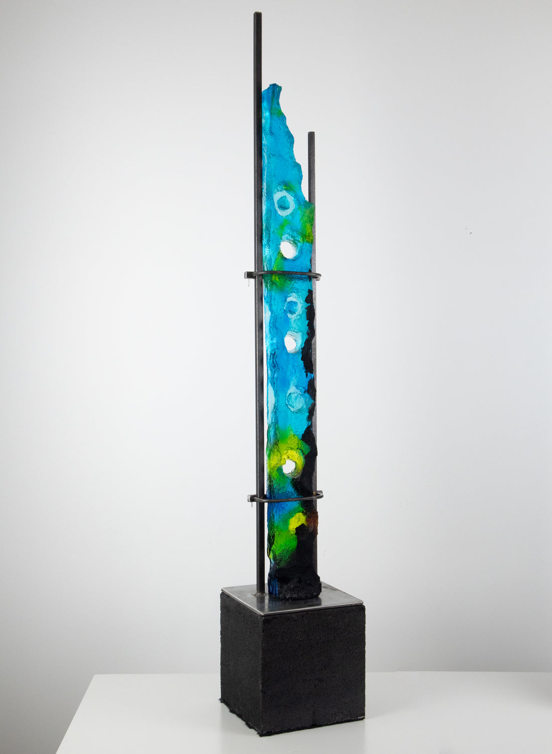 Totem B